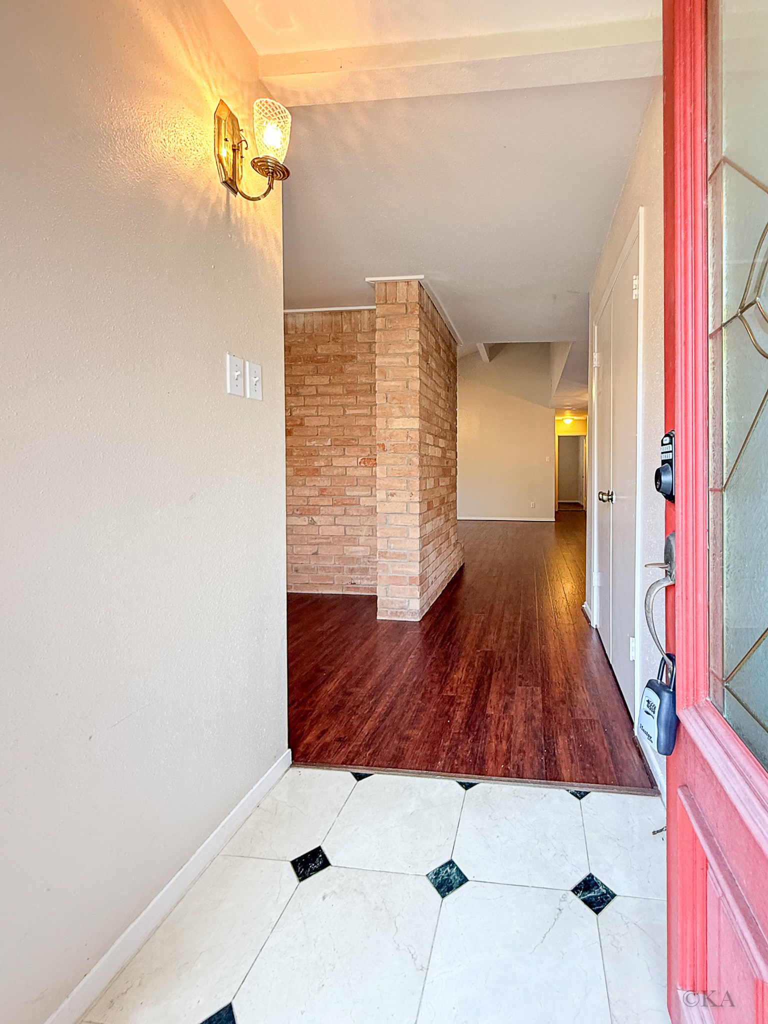 3306 Hunterwood Drive Property Photo 3
