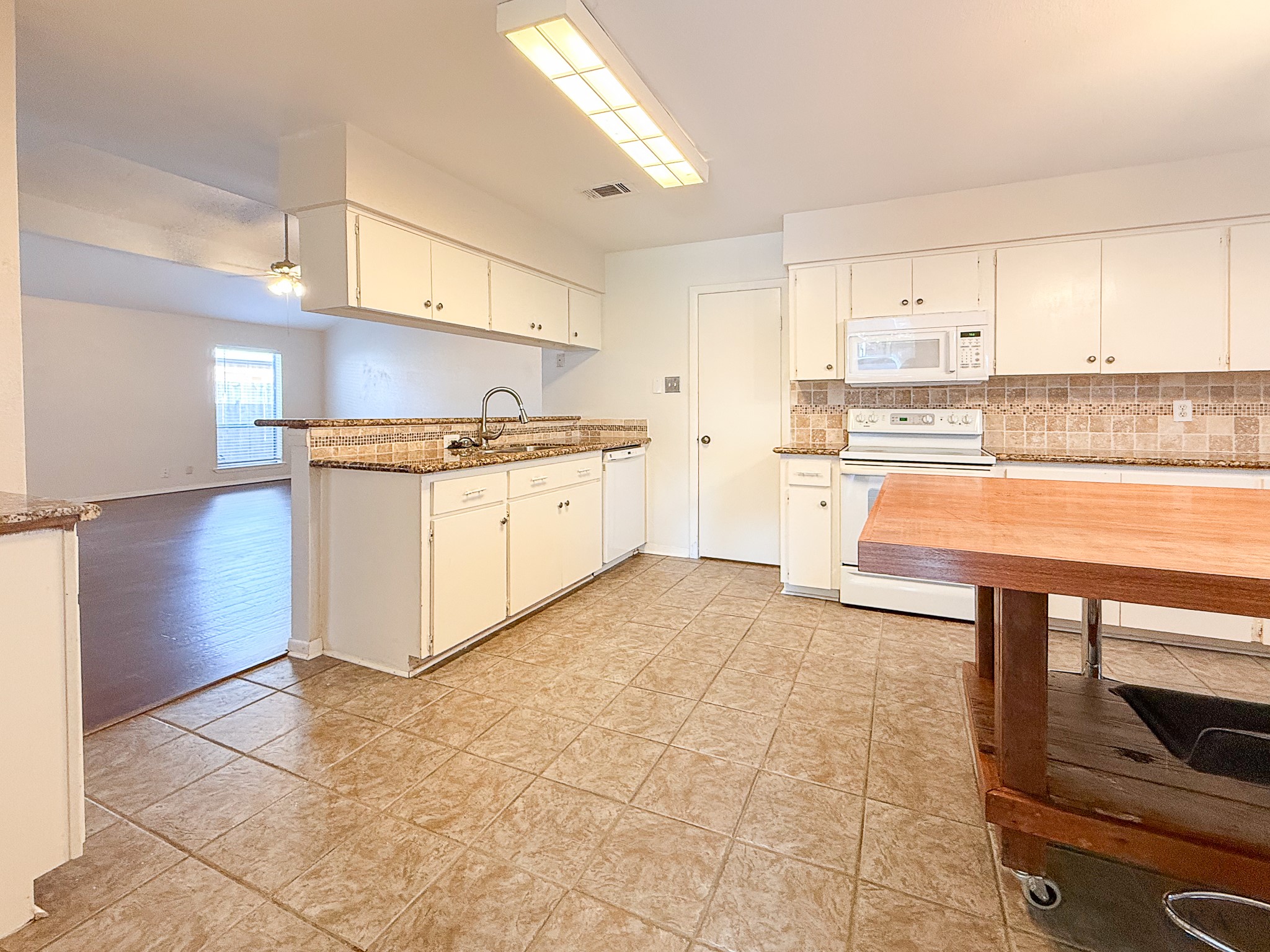 3306 Hunterwood Drive Property Photo 46