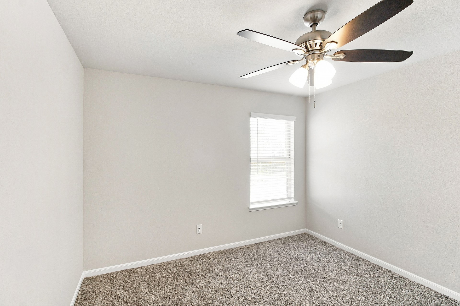 13025 Dancing Reed Drive Property Photo 12