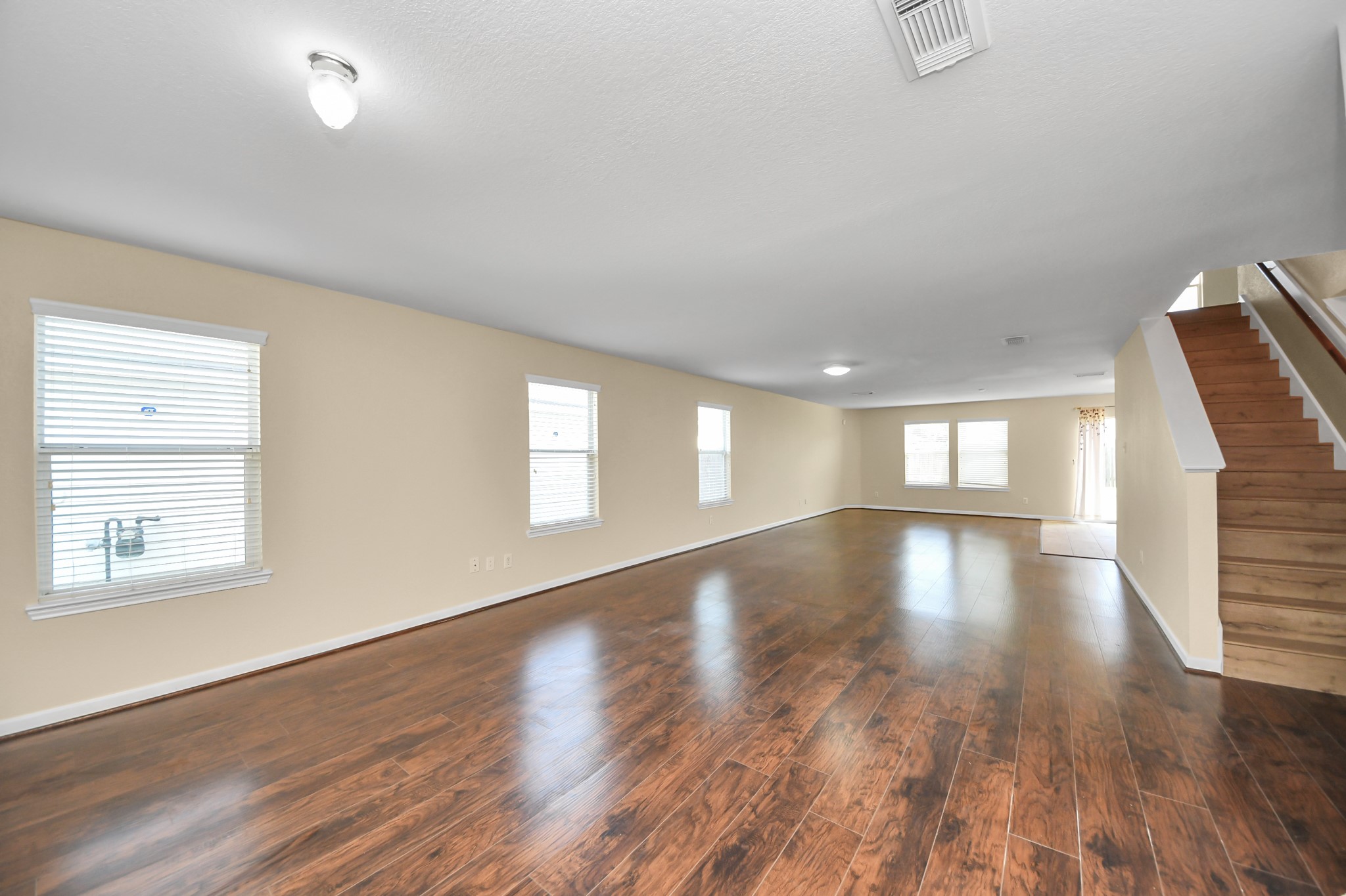 20910 Lansing Ridge Lane Property Photo 8