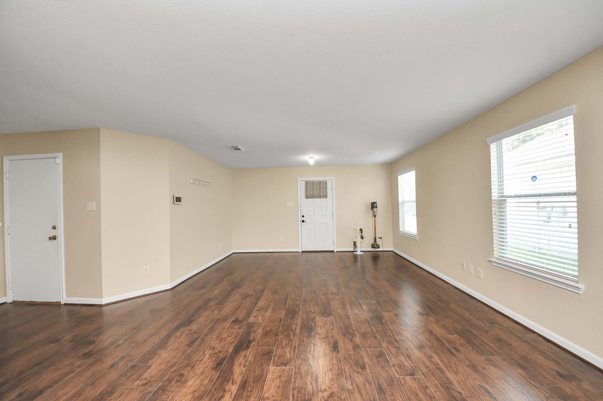 20910 Lansing Ridge Lane Property Photo 9