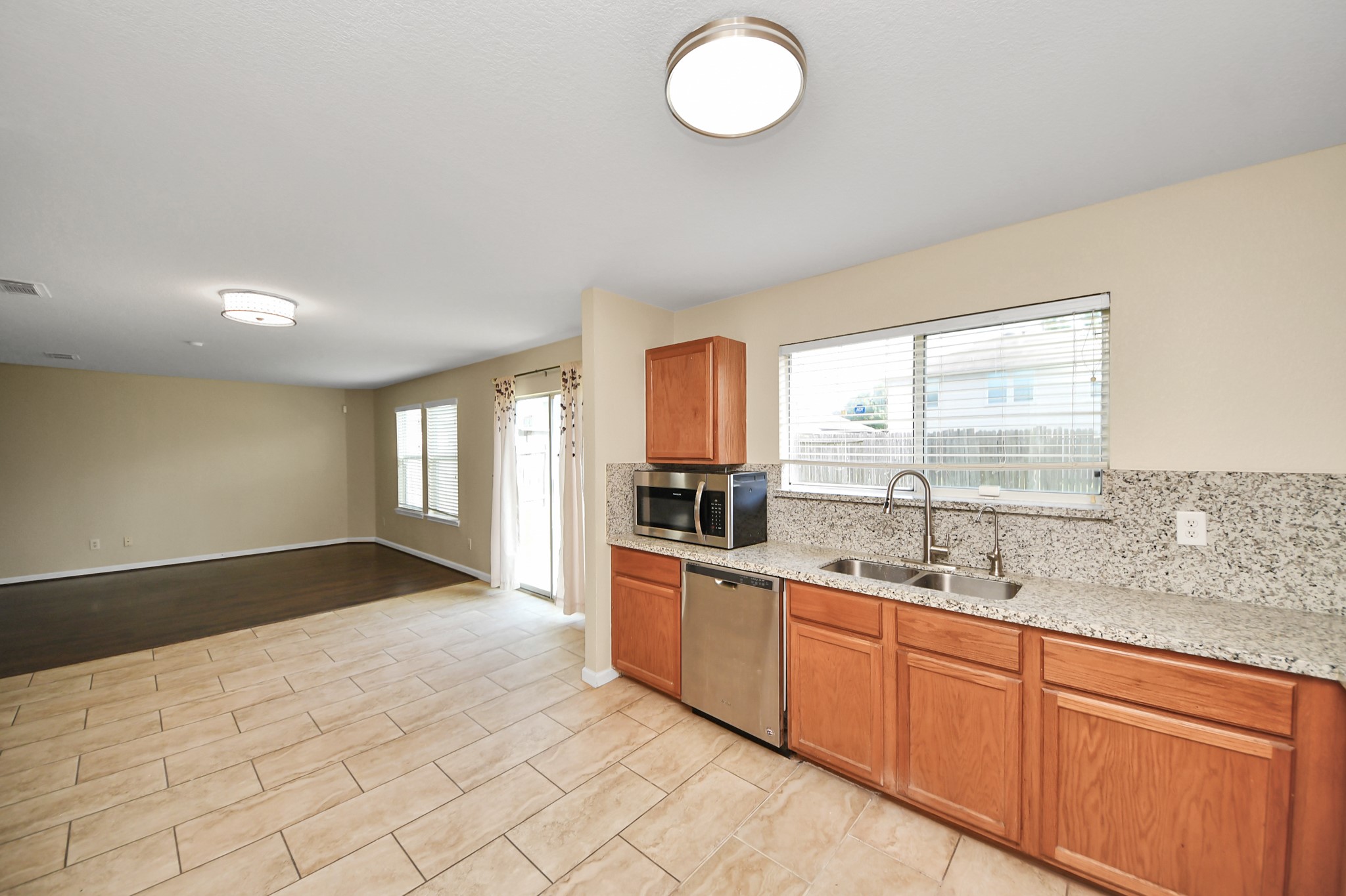 20910 Lansing Ridge Lane Property Photo 14