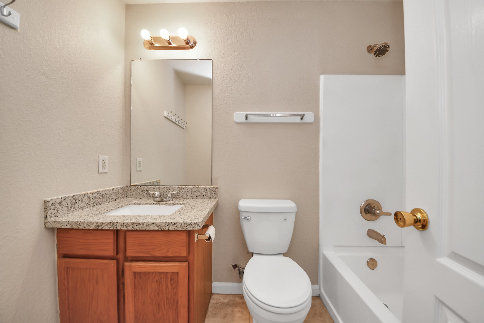 20910 Lansing Ridge Lane Property Photo 27