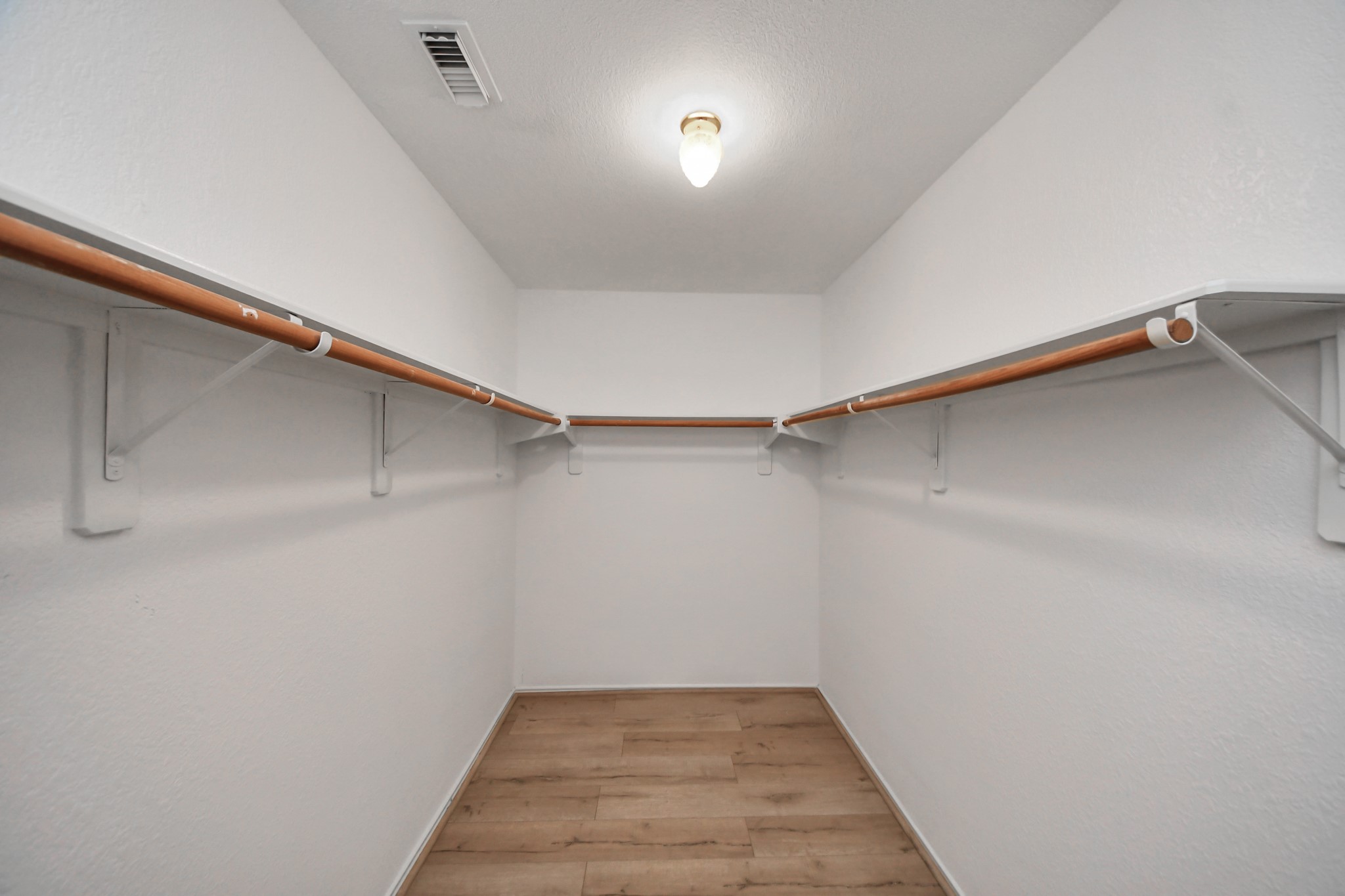 20910 Lansing Ridge Lane Property Photo 35