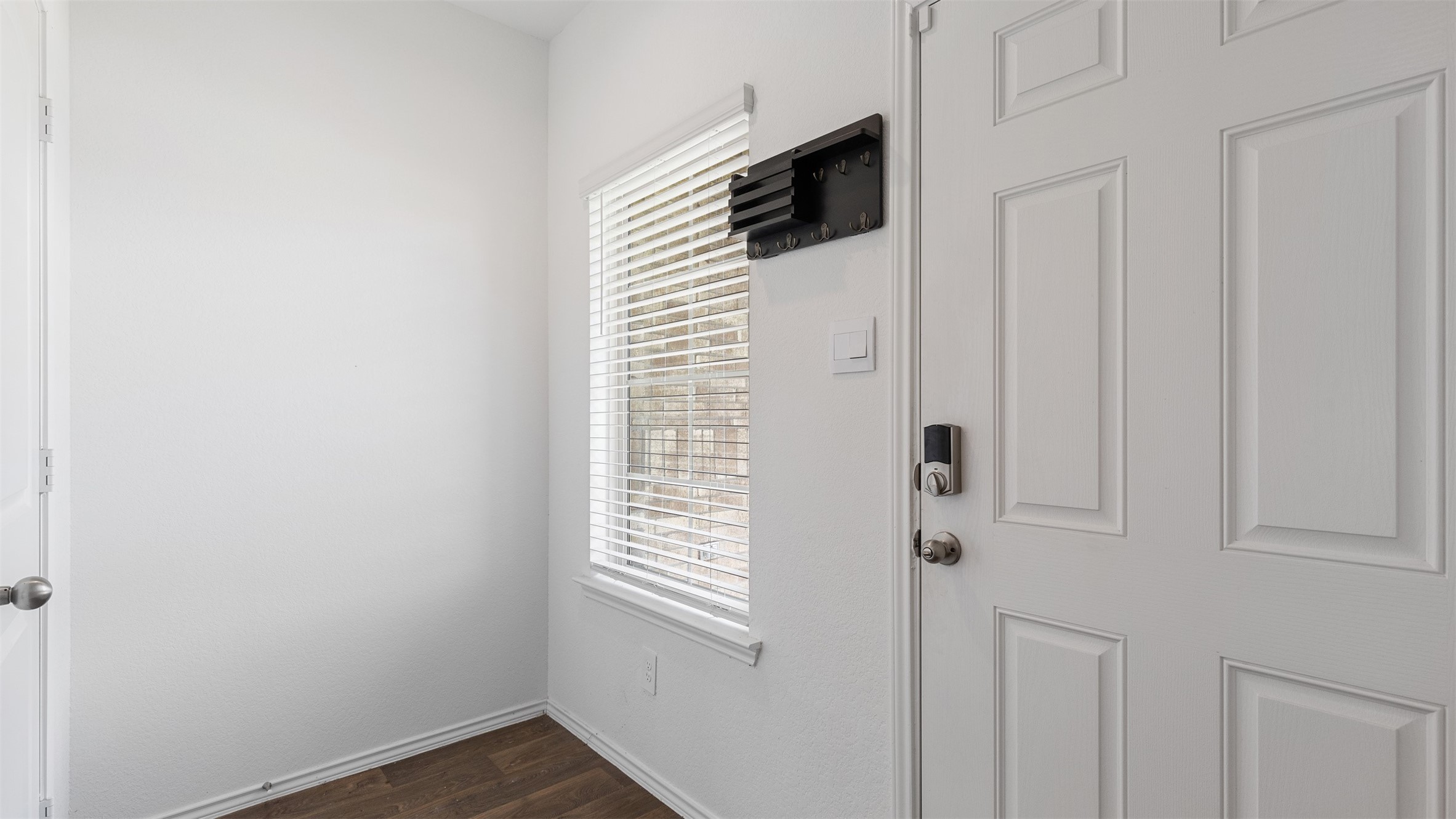 14040 Thunder Pines Drive Property Photo 4