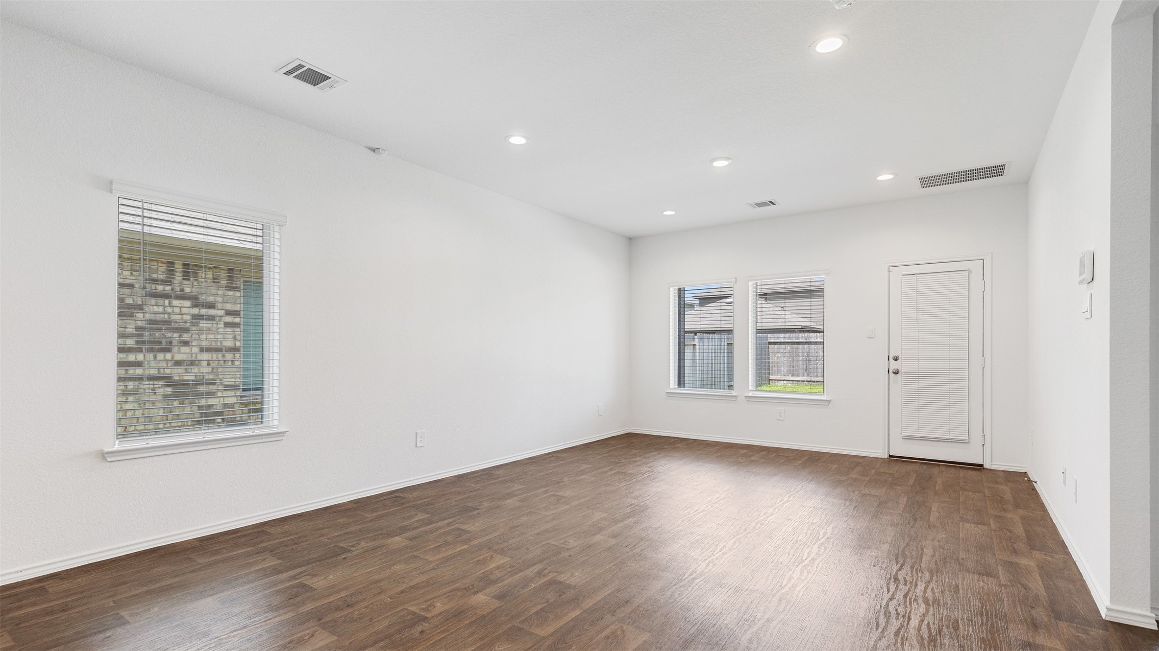 14040 Thunder Pines Drive Property Photo 9