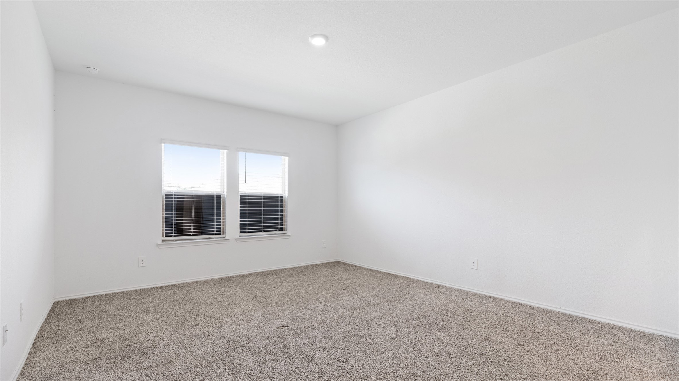 14040 Thunder Pines Drive Property Photo 13