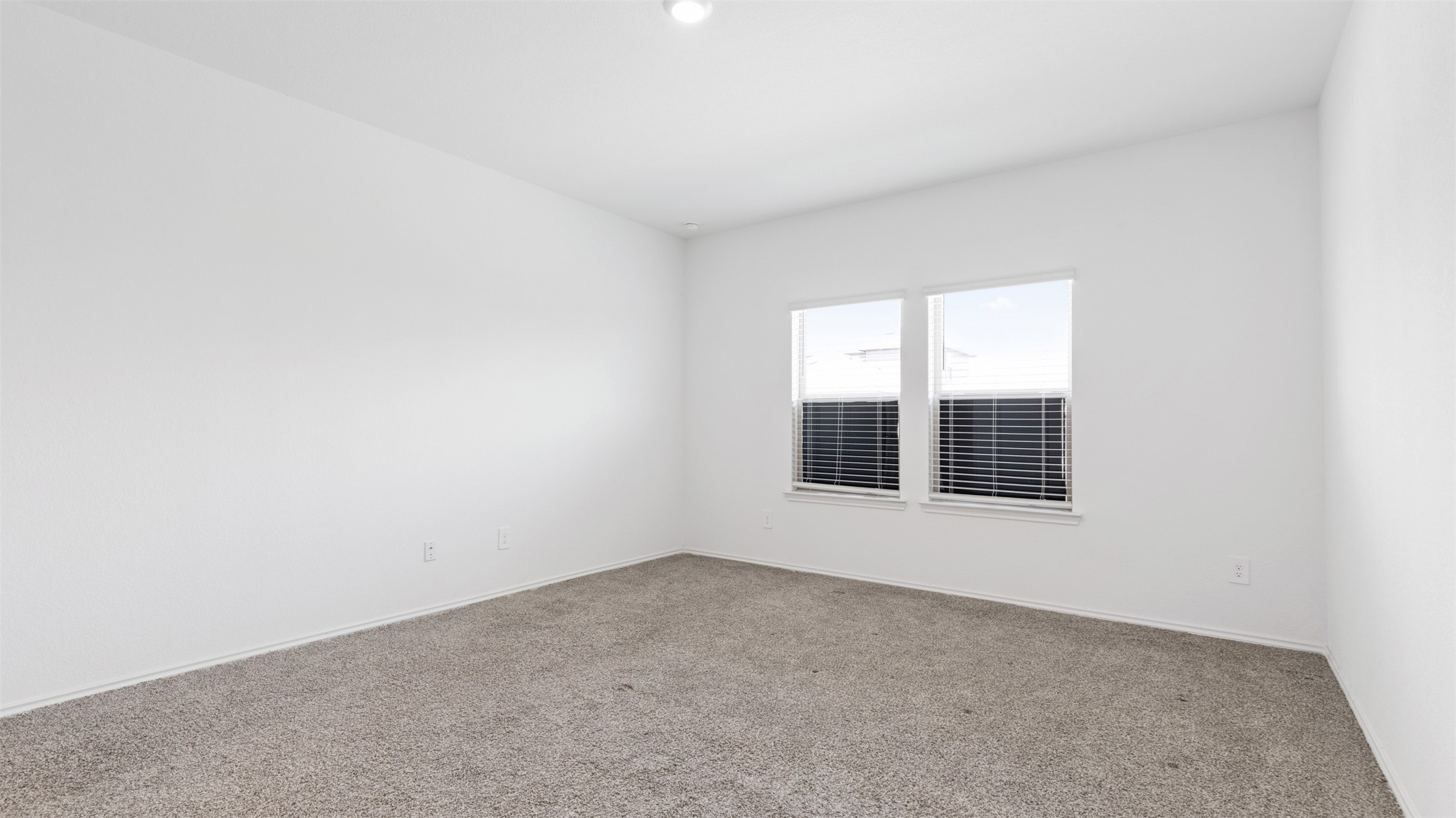 14040 Thunder Pines Drive Property Photo 14