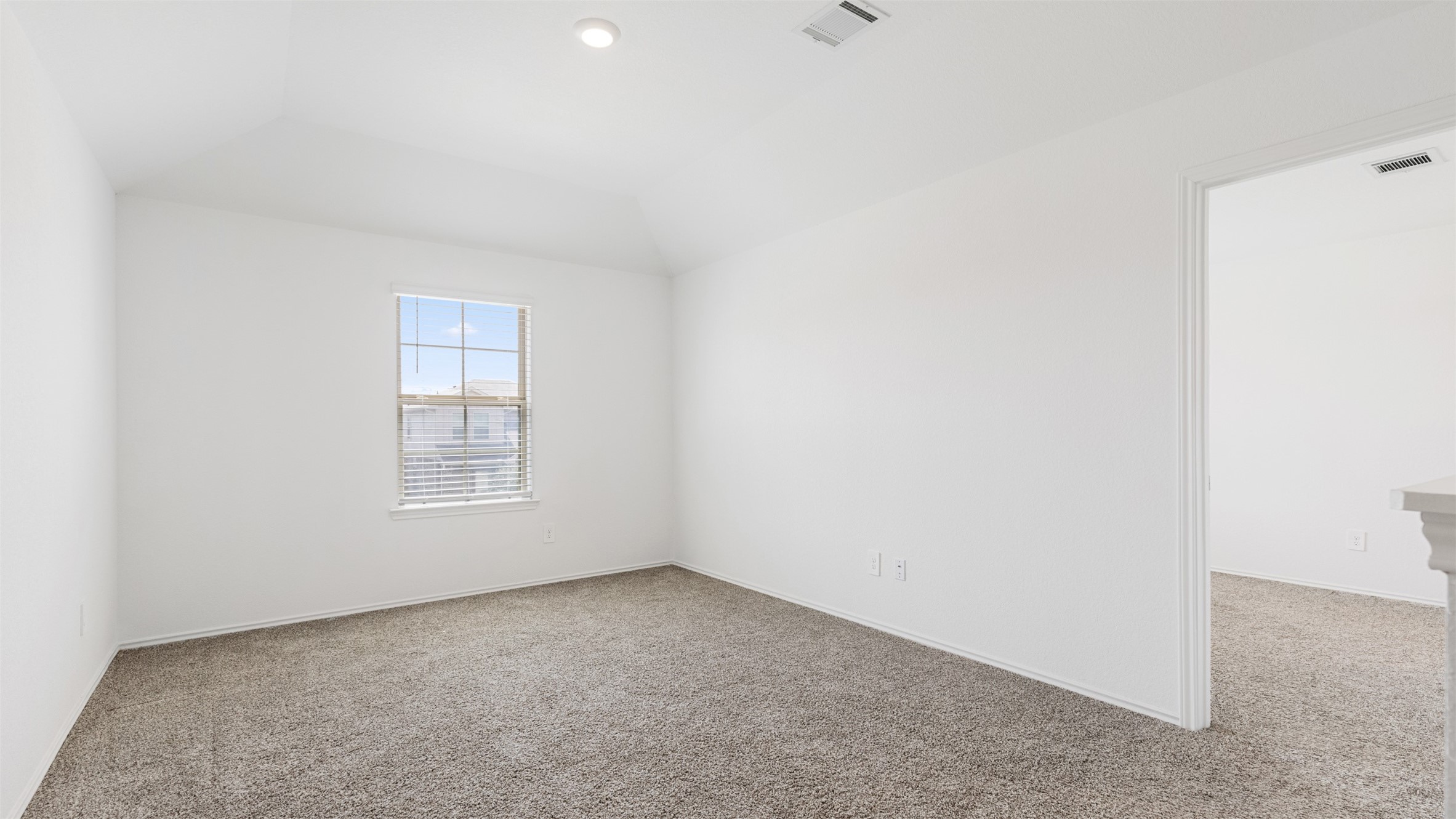14040 Thunder Pines Drive Property Photo 20