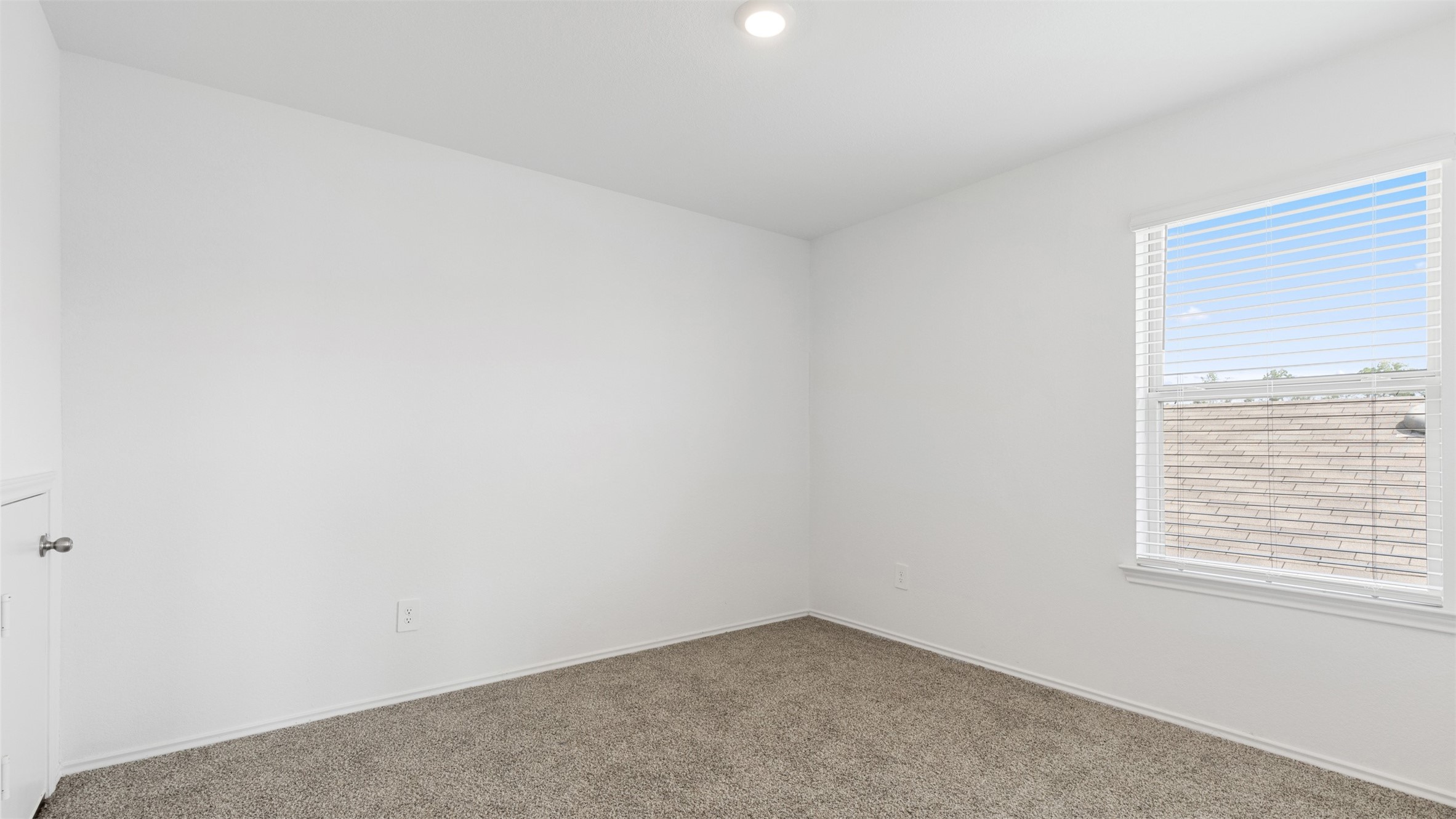 14040 Thunder Pines Drive Property Photo 25