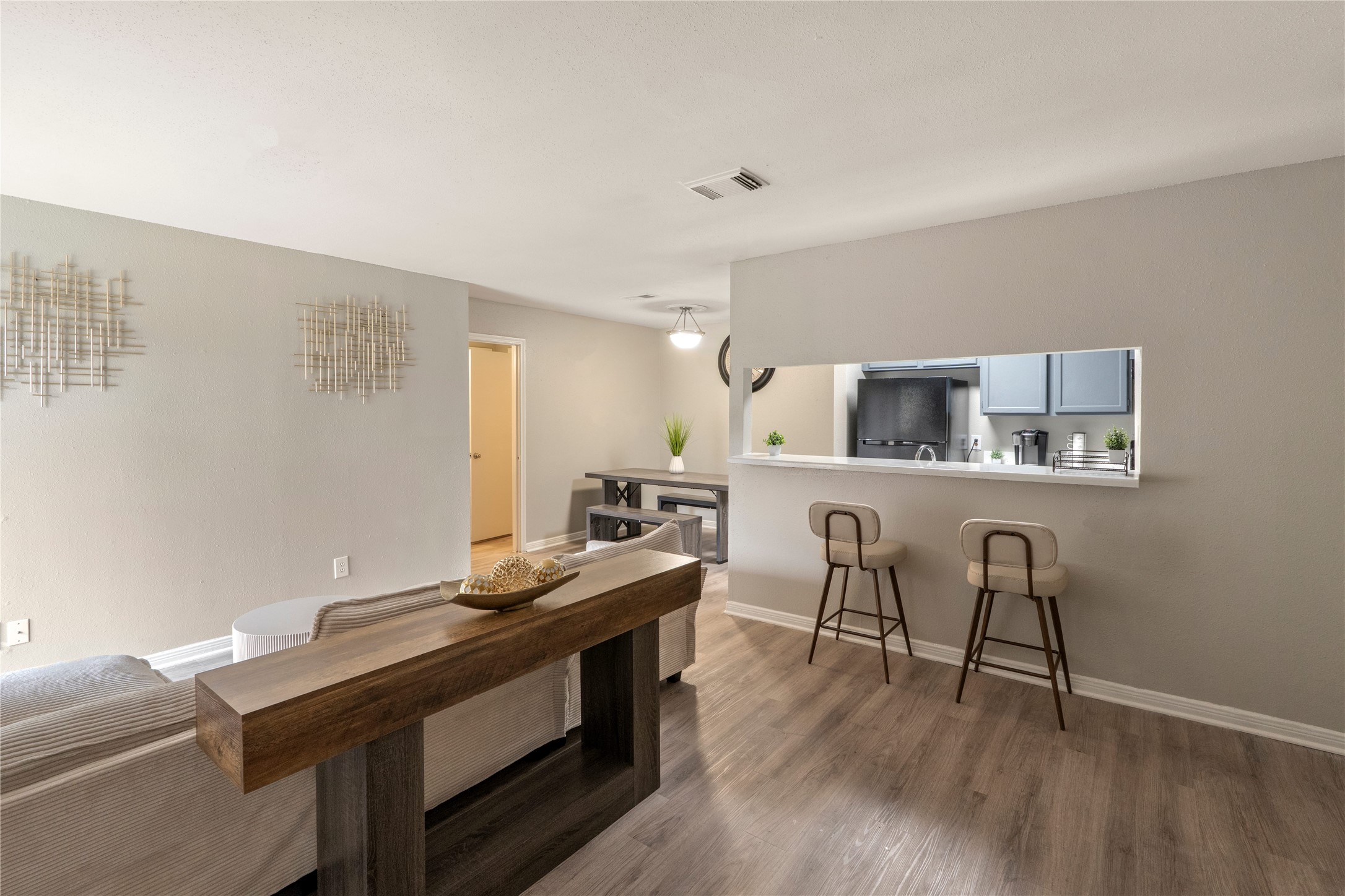 9021 Antoine Drive 40 Property Photo 6