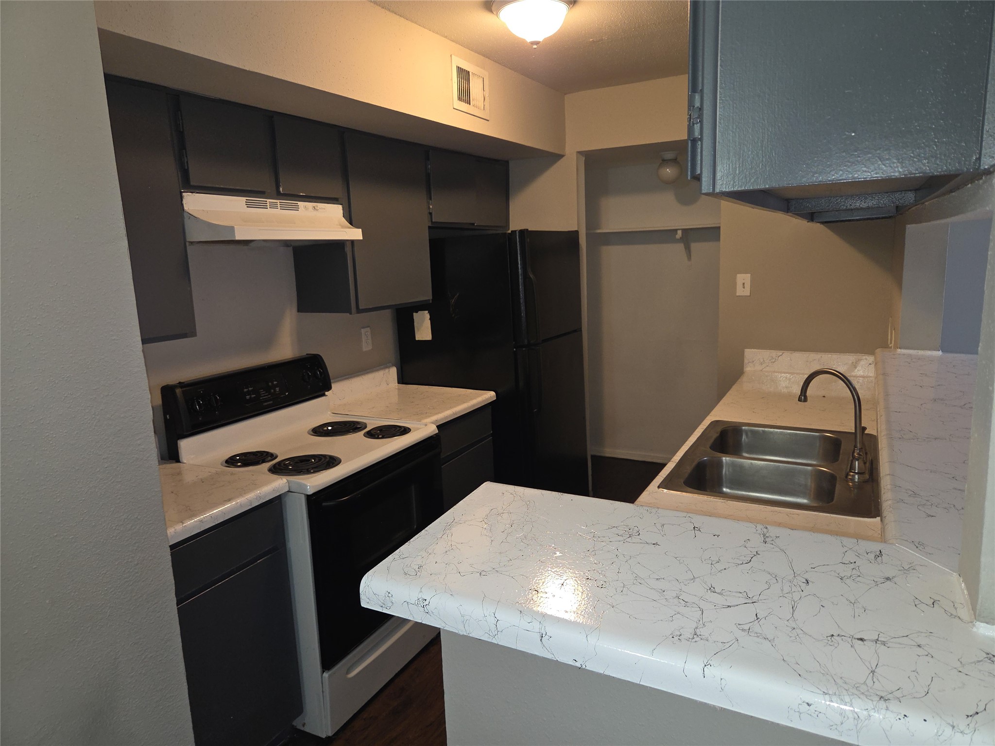 7200 W T C Jester Boulevard 1401 Property Photo 1