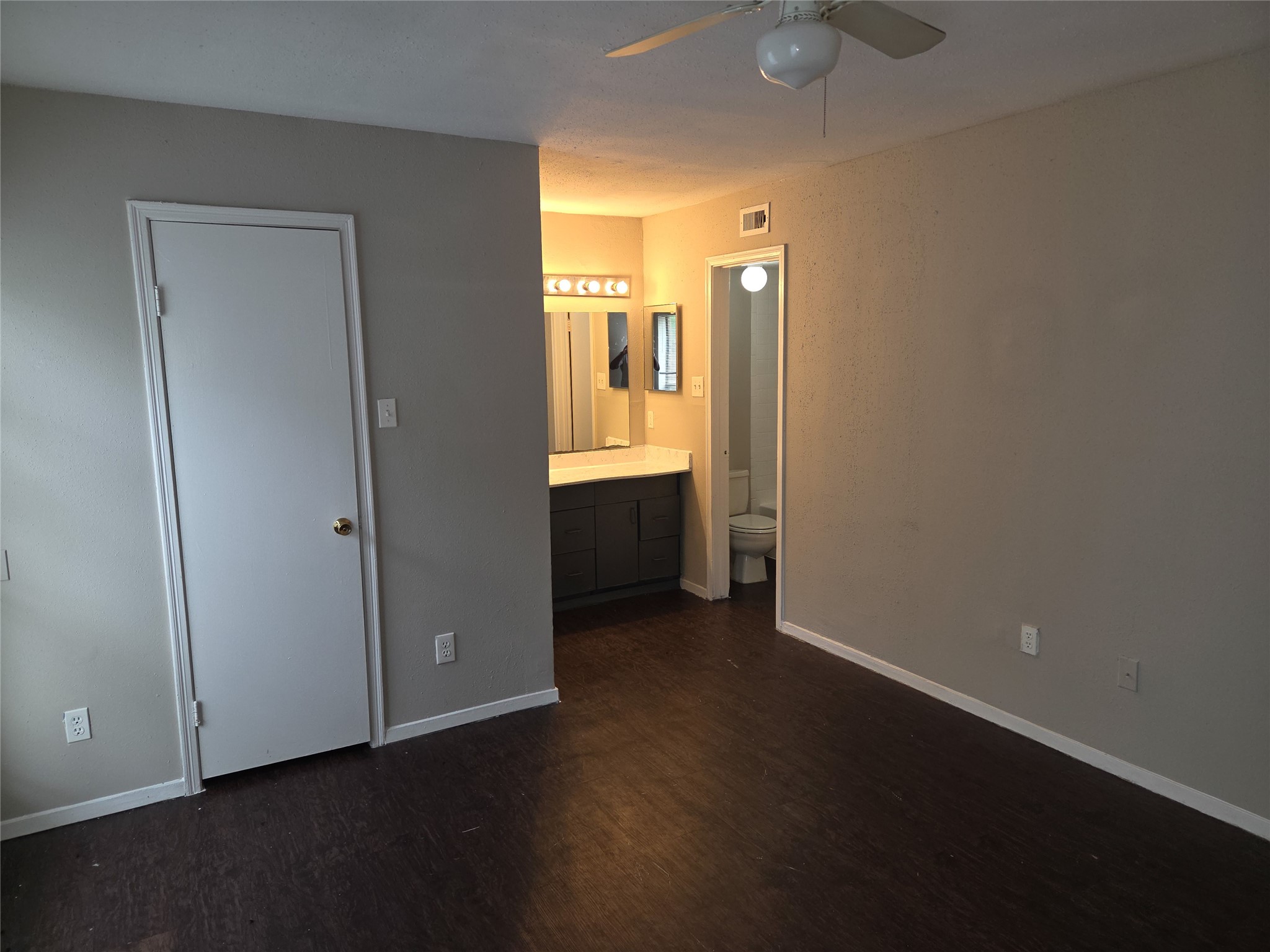 7200 W T C Jester Boulevard 1401 Property Photo 11