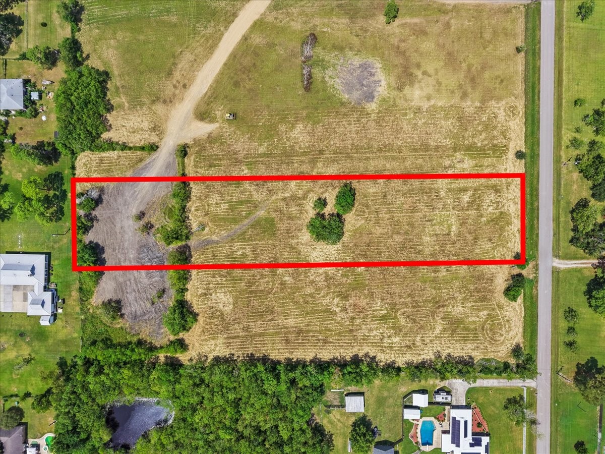 Lot 1b Avenue E Property Photo 2