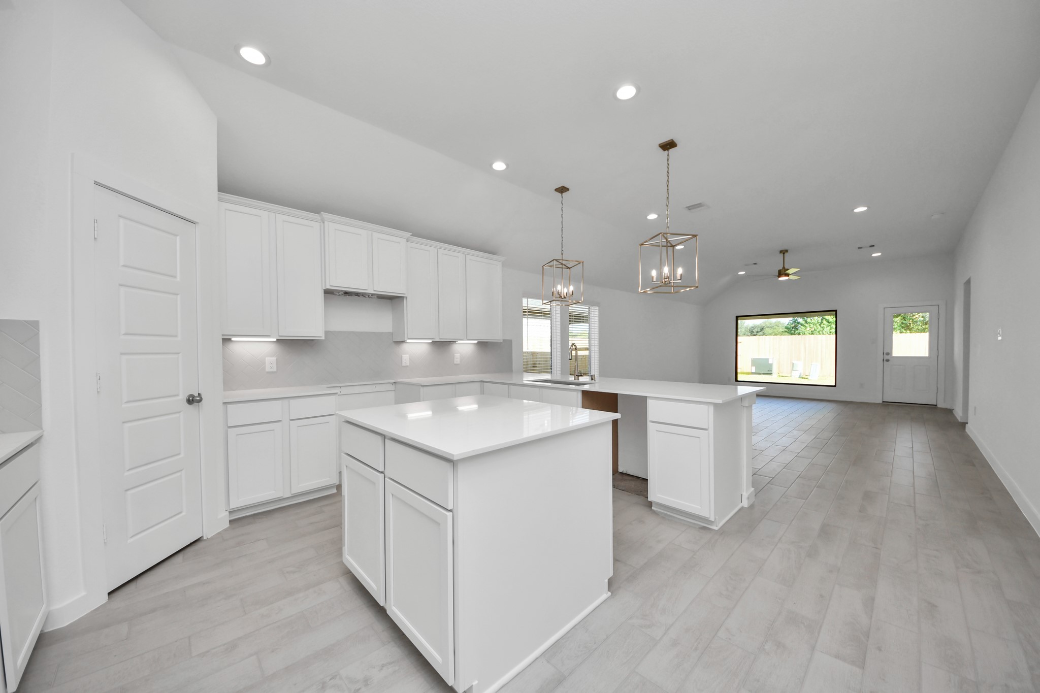 22207 San Felice Drive Property Photo 9
