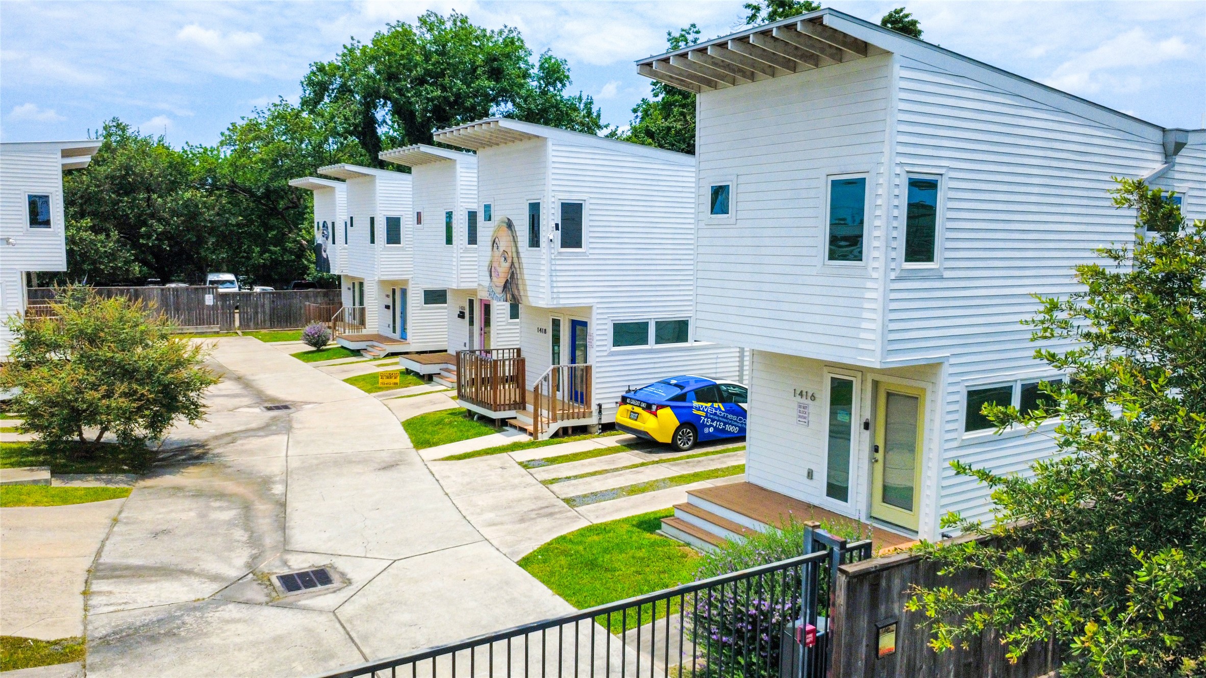1416 Dumble Street Property Photo 4