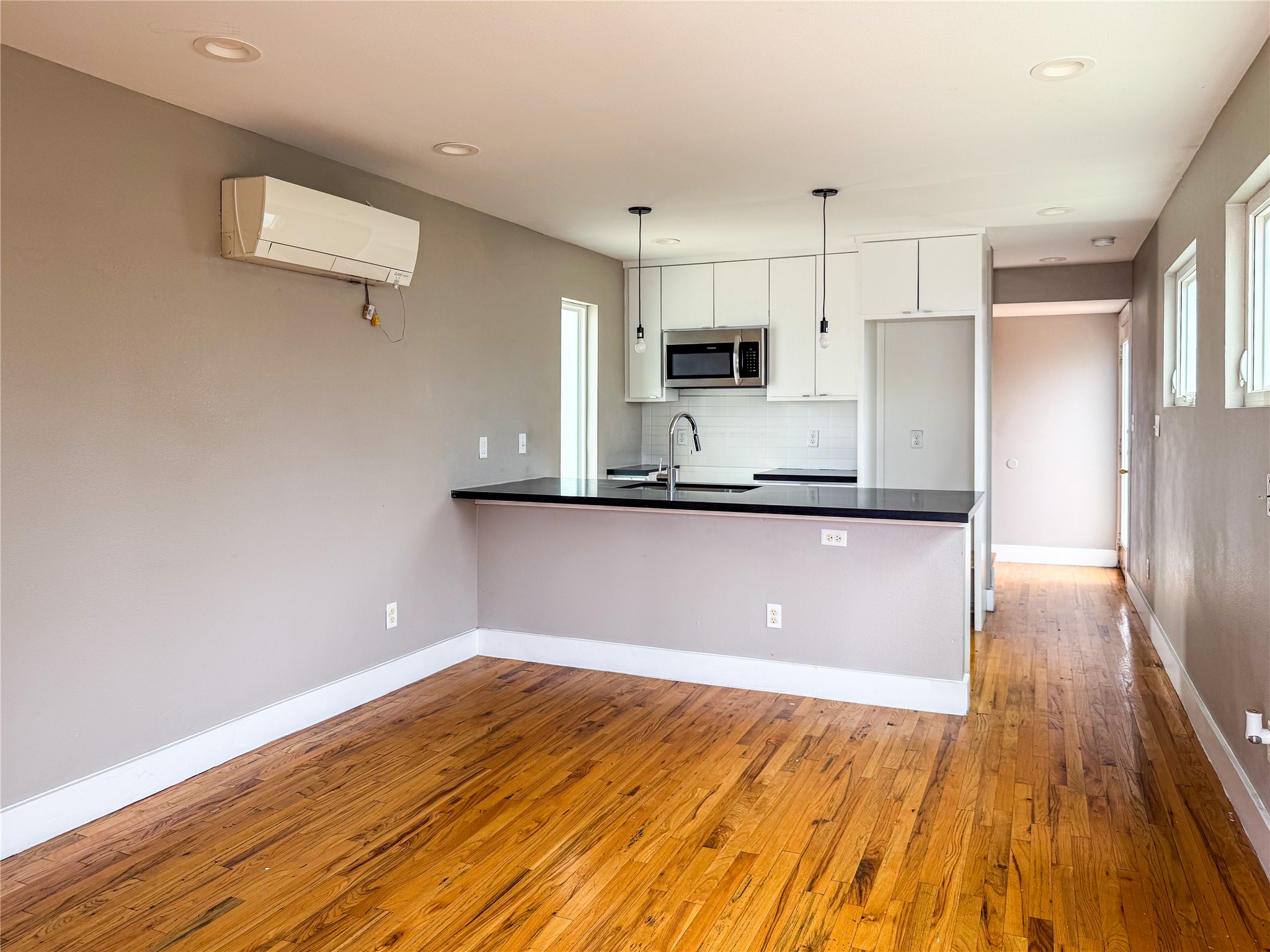 1416 Dumble Street Property Photo 7