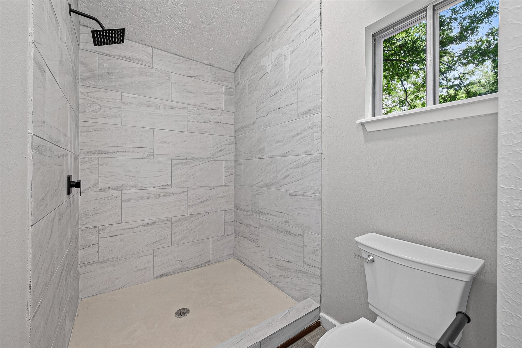 5693 Cessna Drive Property Photo 24
