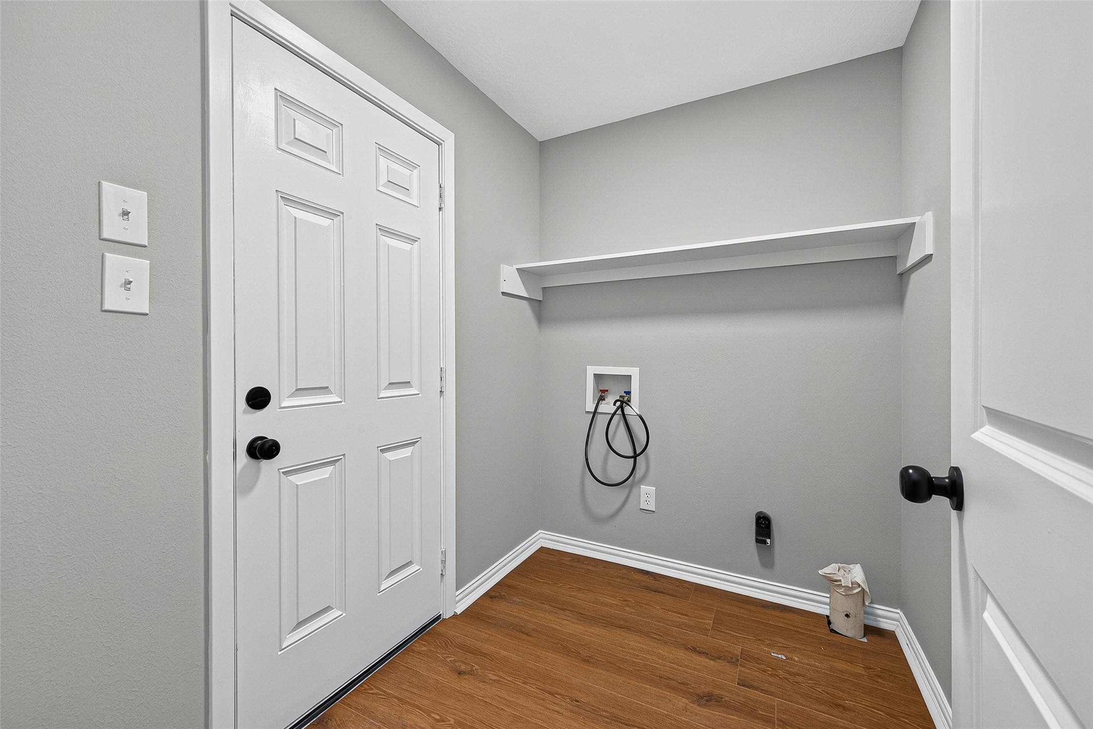 5693 Cessna Drive Property Photo 25