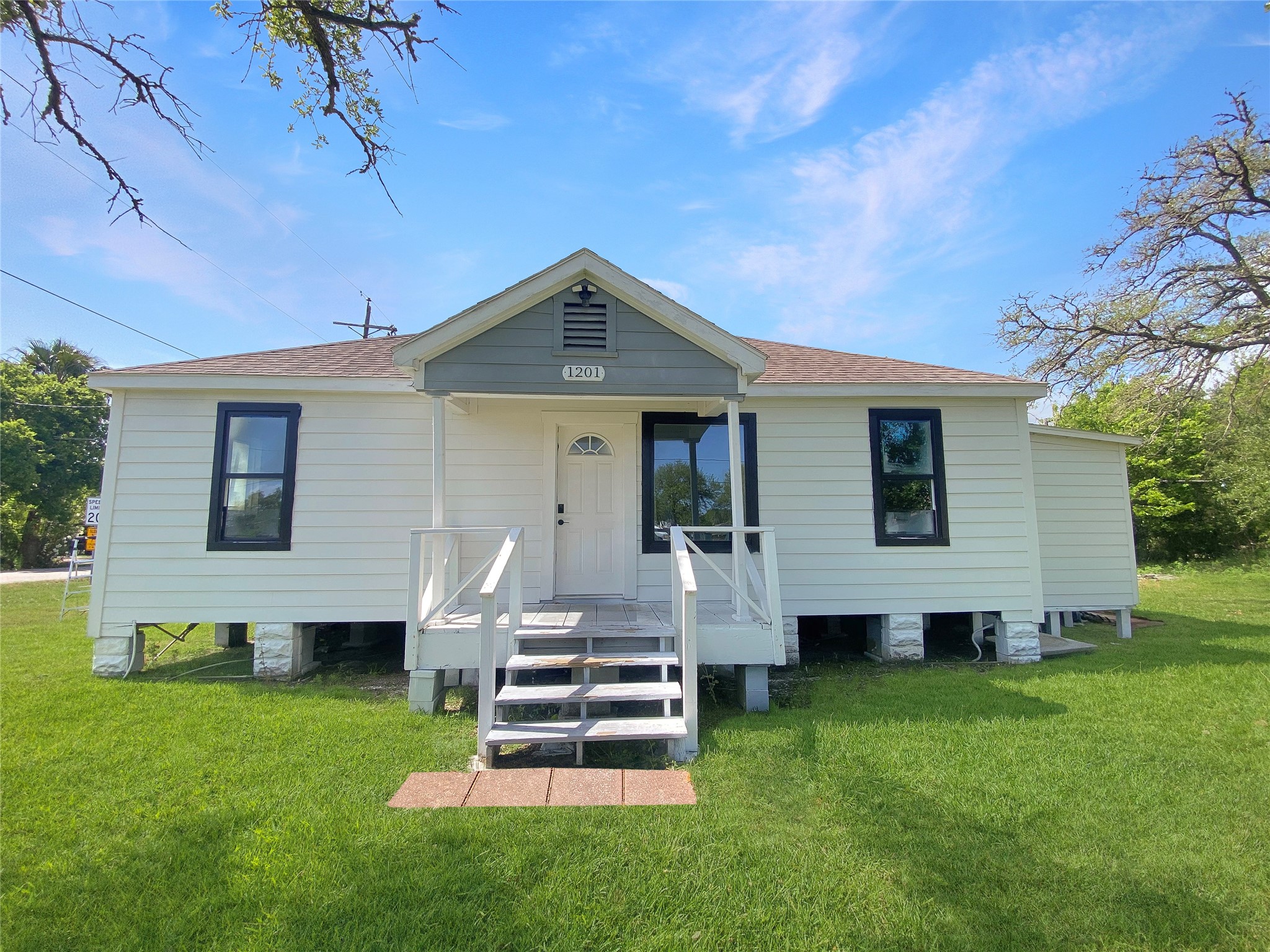 1201 Fm-517 Property Photo 1