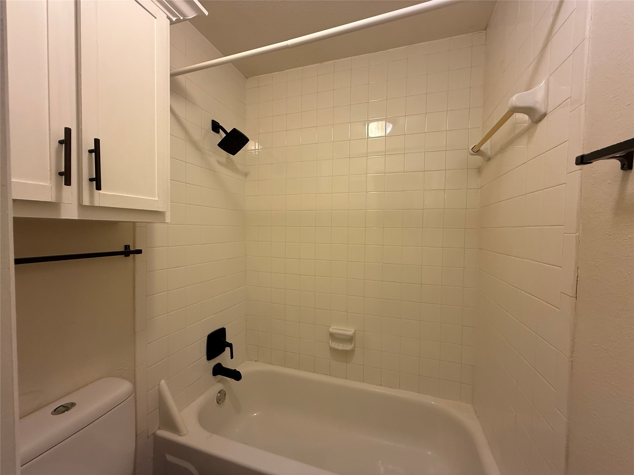 2626 Holly Hall Street 1208 Property Photo 11
