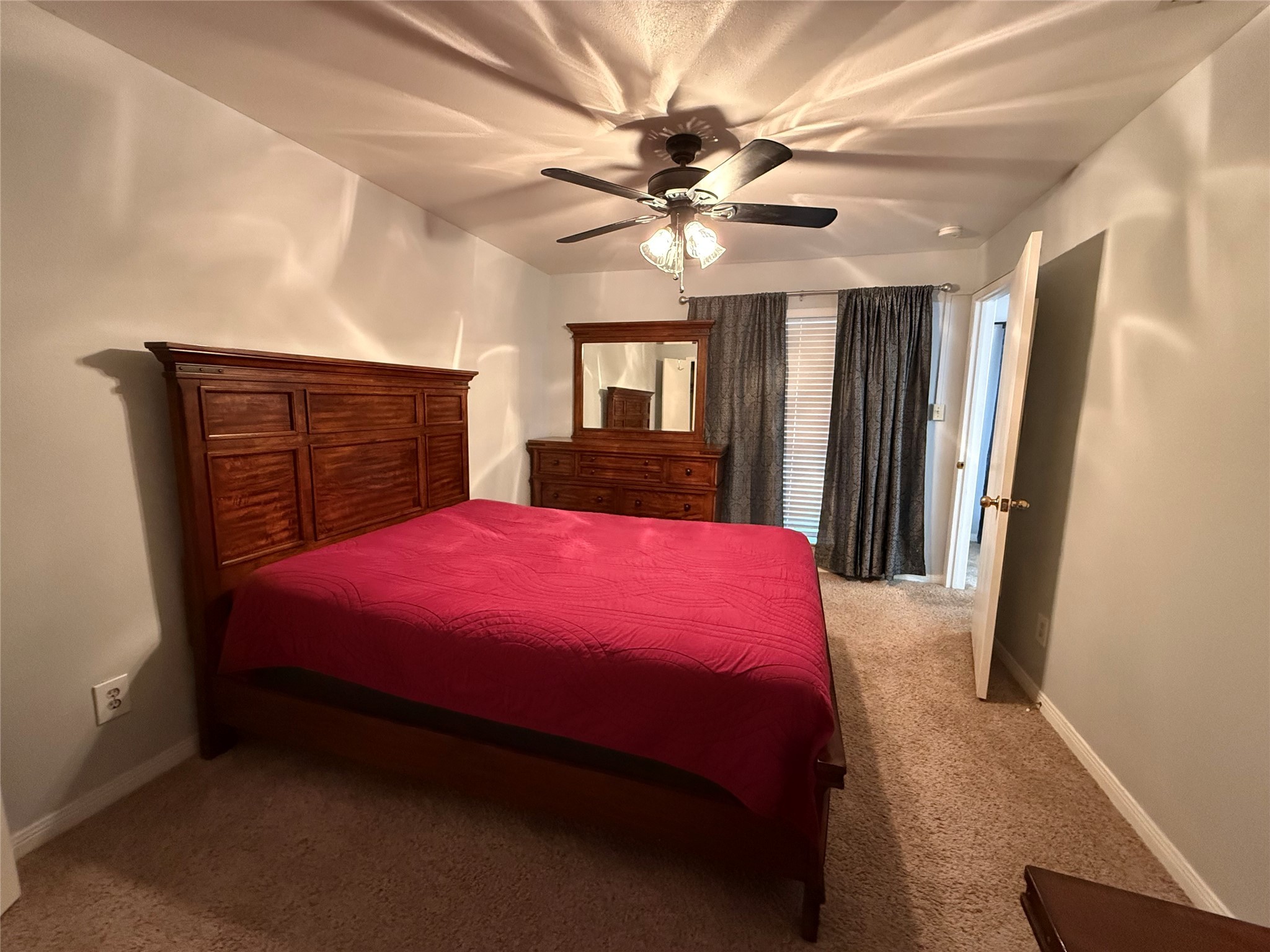 2626 Holly Hall Street 1208 Property Photo 12
