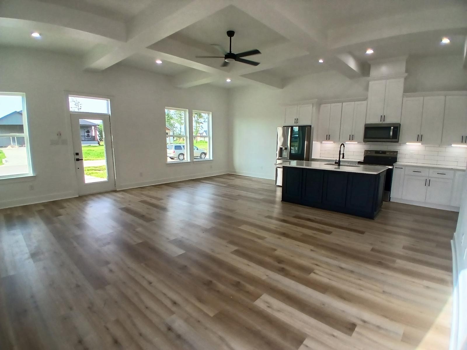 1132 Long Leaf Pine Street Property Photo 3