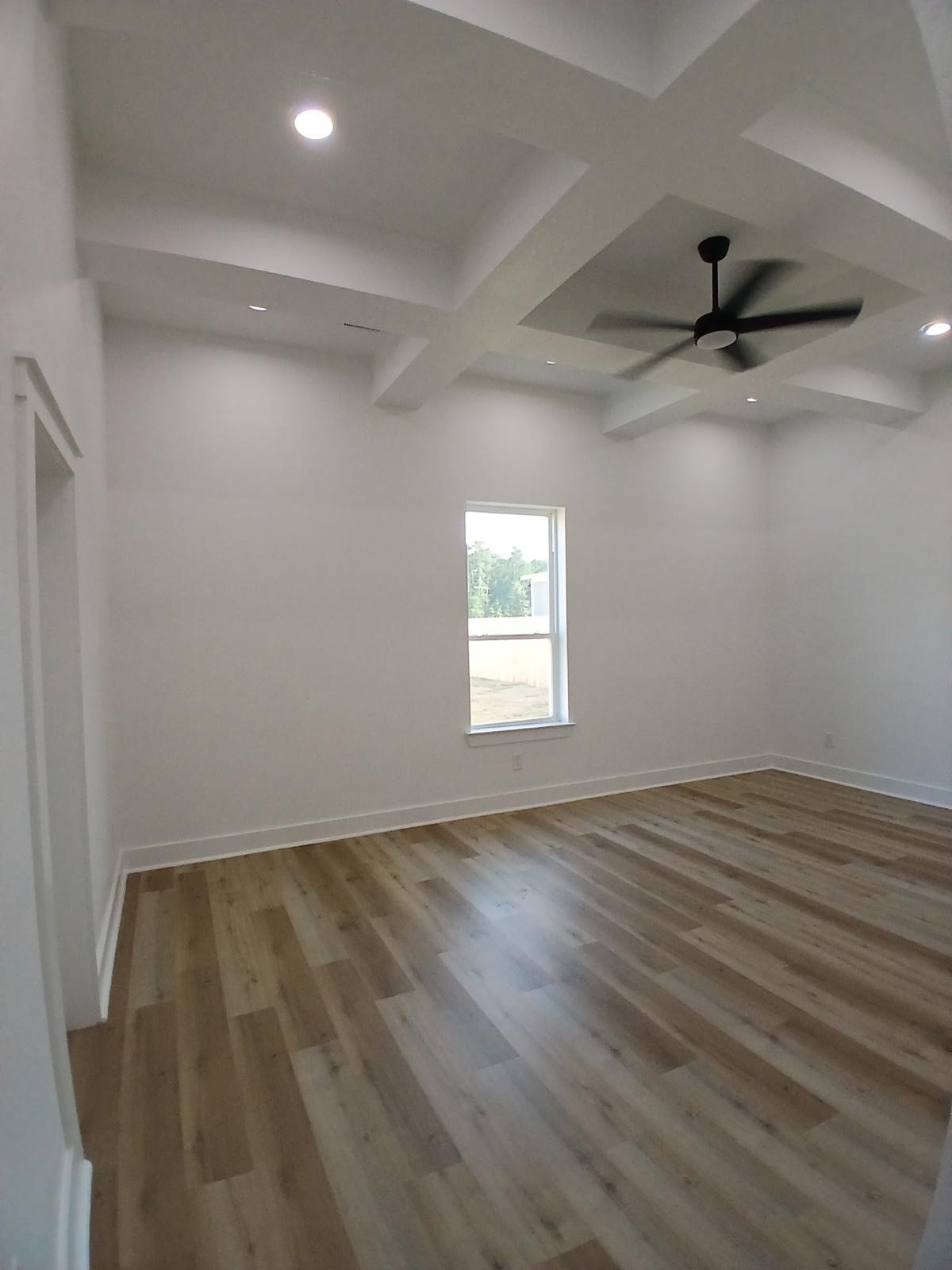 1132 Long Leaf Pine Street Property Photo 4