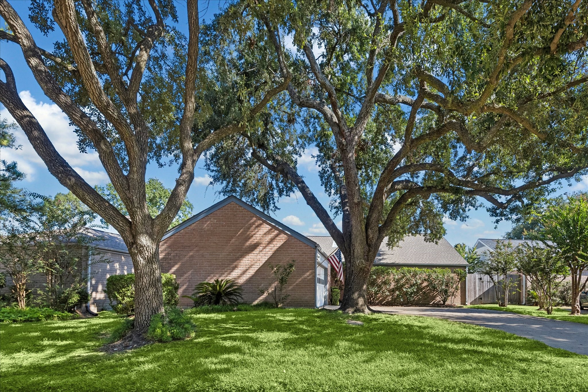11510 Overbrook Lane Property Photo 1