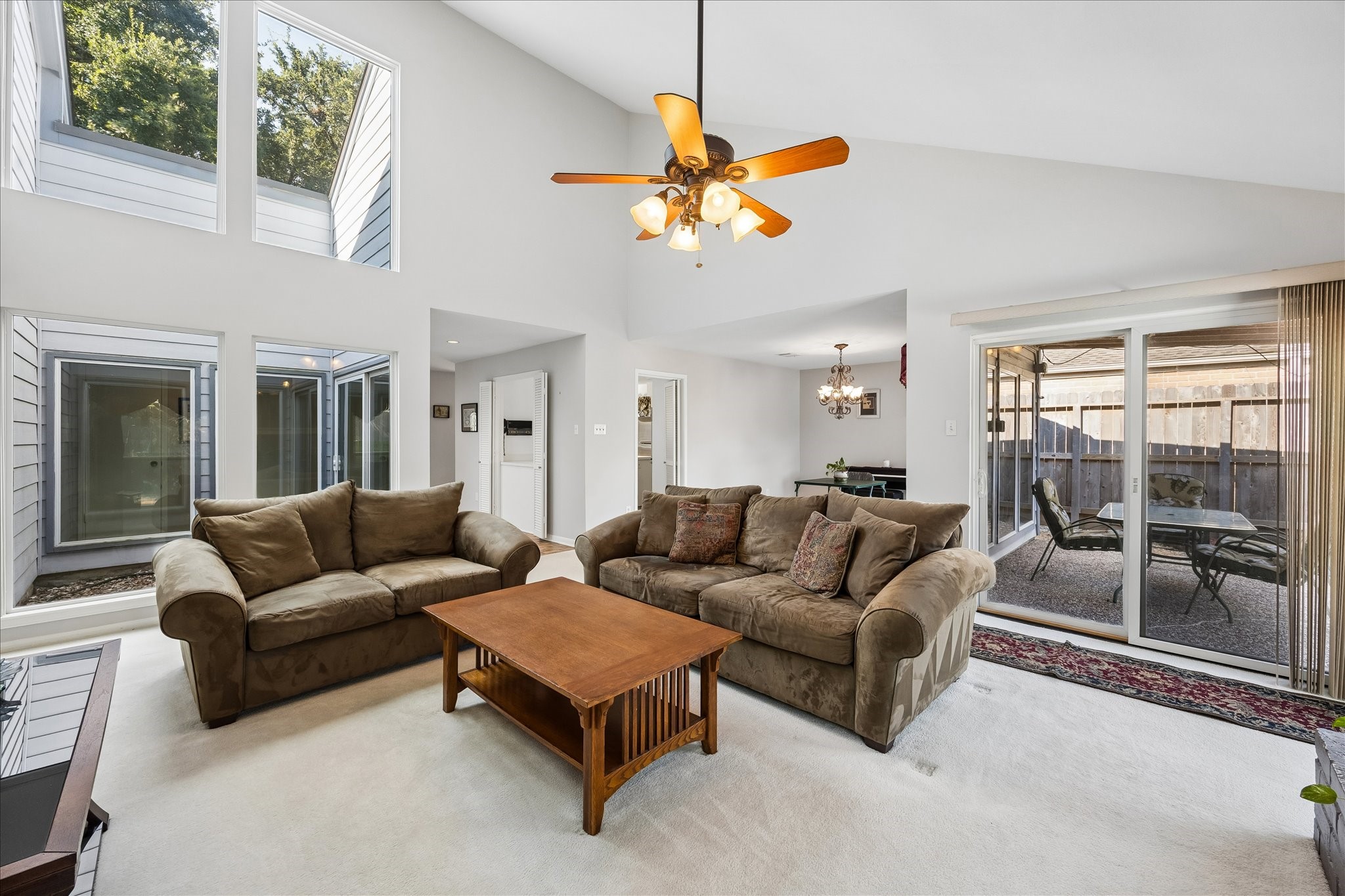 11510 Overbrook Lane Property Photo 11