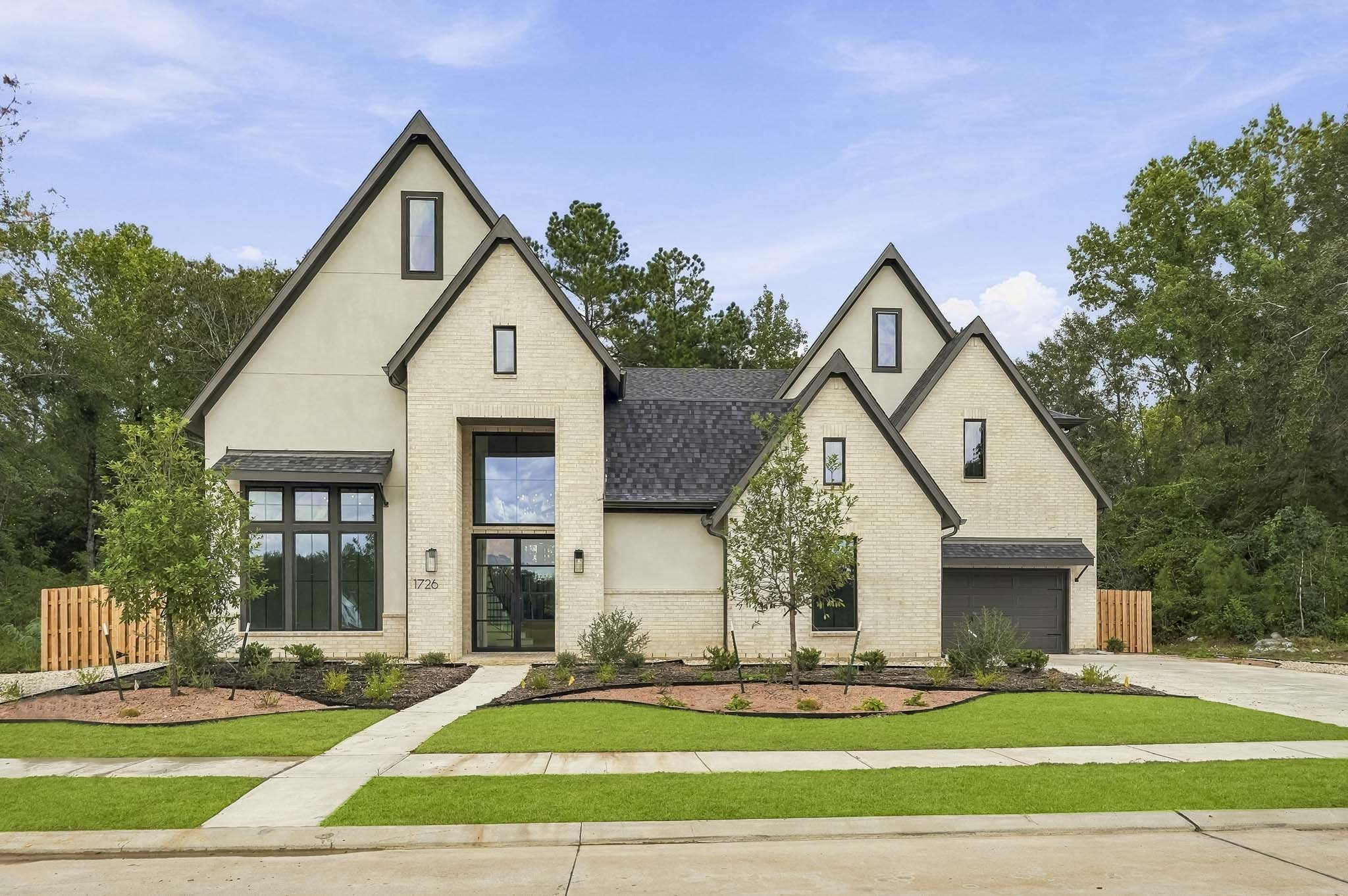 1726 Frito Court Property Photo 1