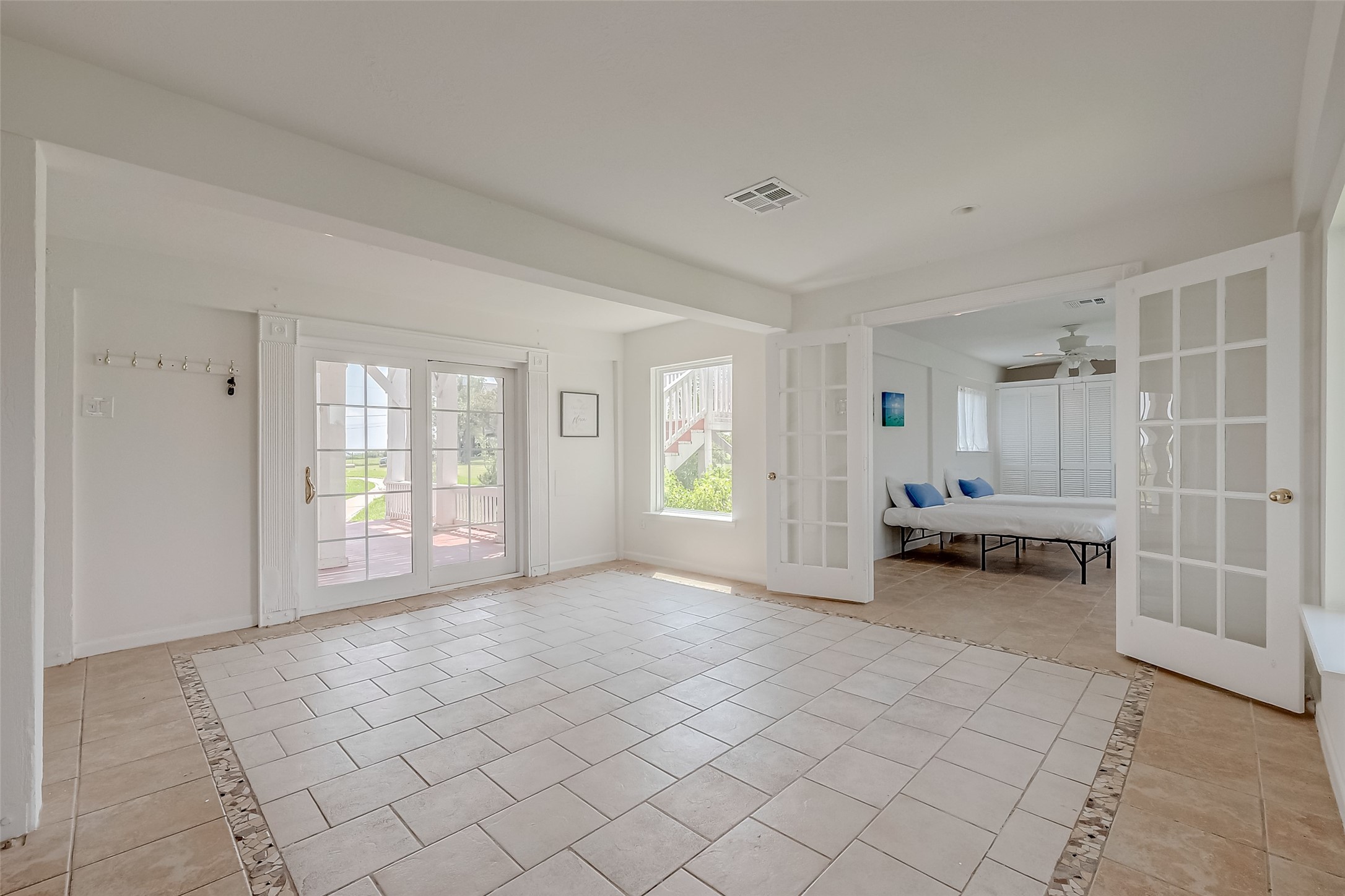 510 Surf Oaks Drive Property Photo 19