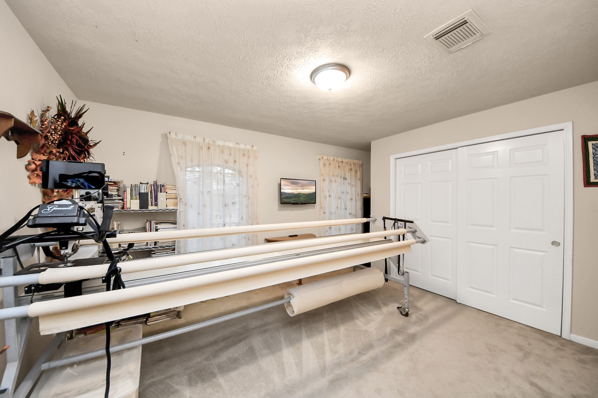 1408 N Pine Orchard Drive Property Photo 36