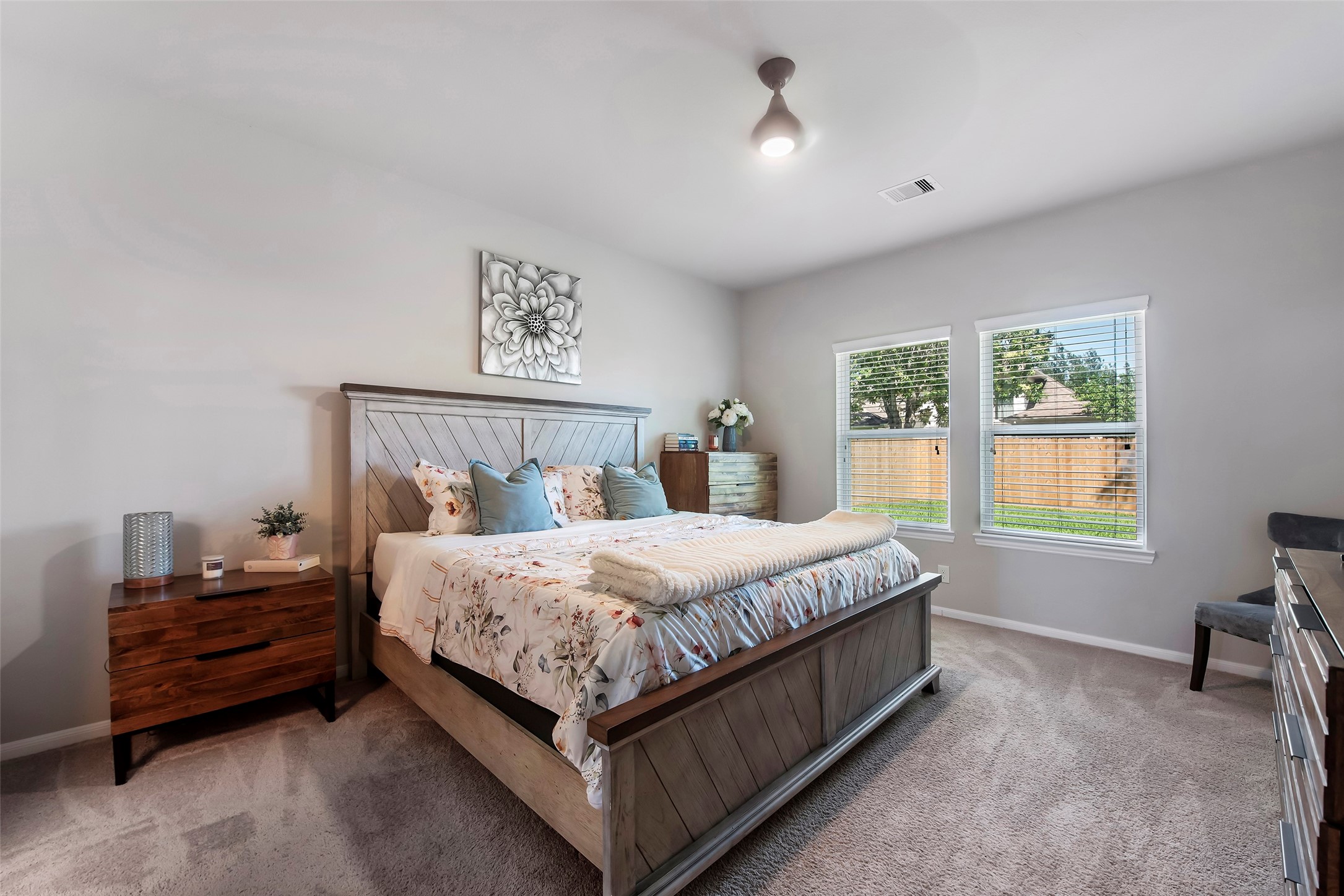 2073 Lepper Street Property Photo 15