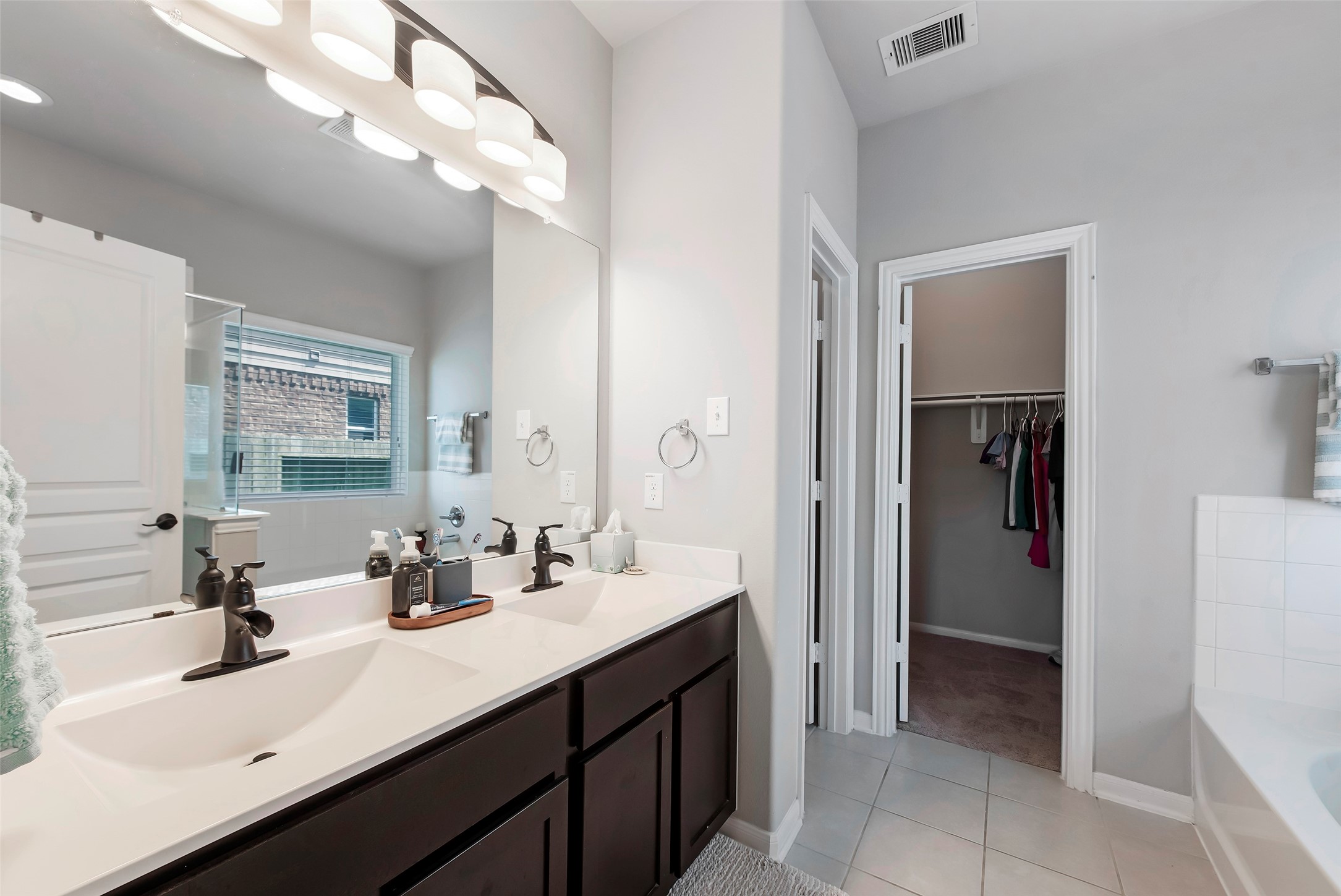 2073 Lepper Street Property Photo 18