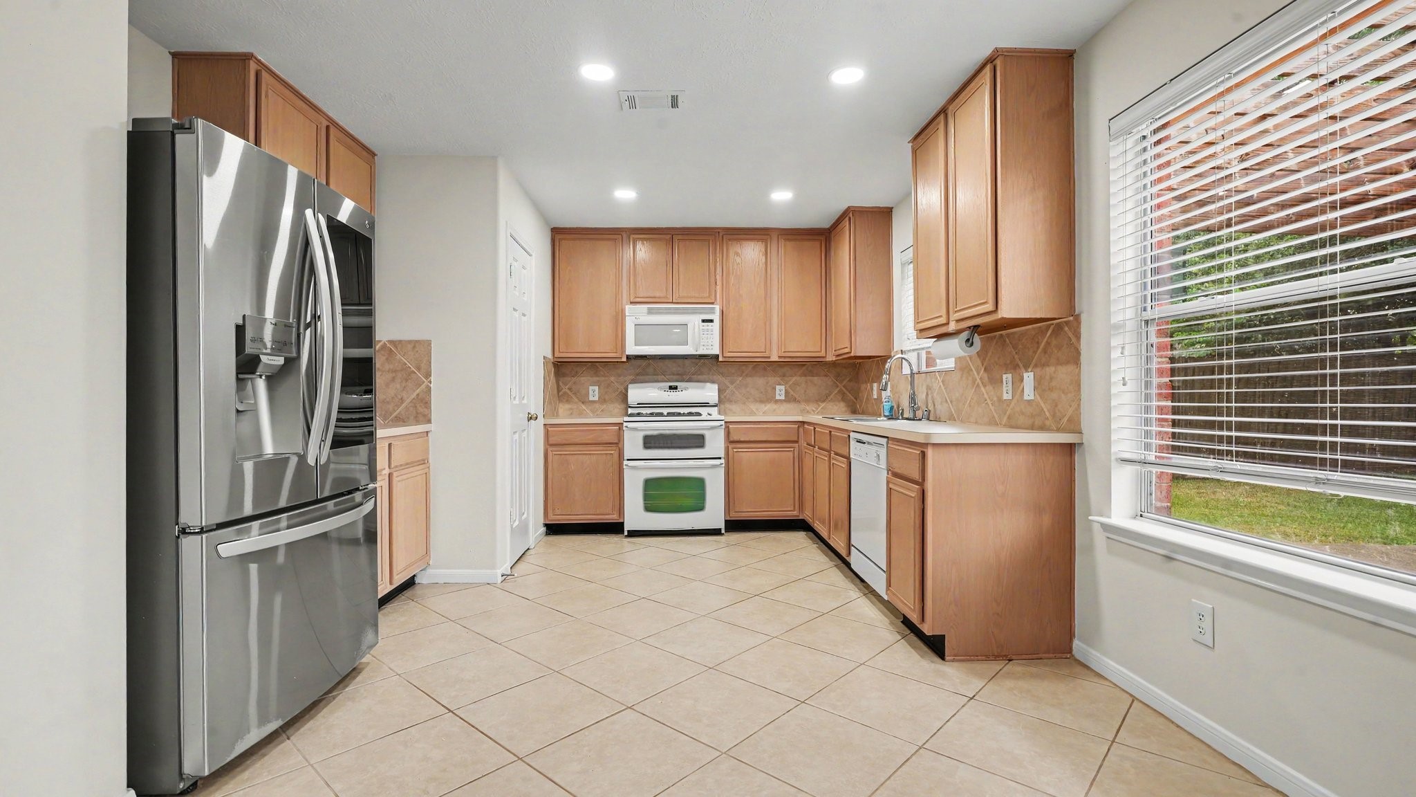 3014 Misty Isle Court Property Photo 14