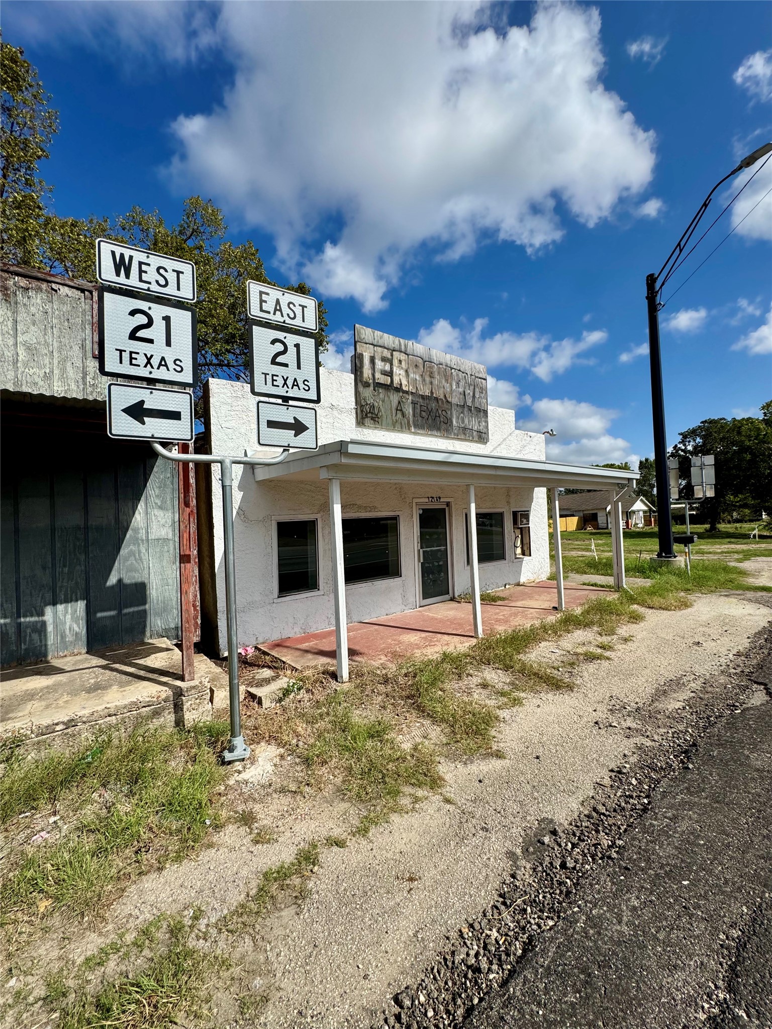 12149 State Highway 21 E Property Photo 1