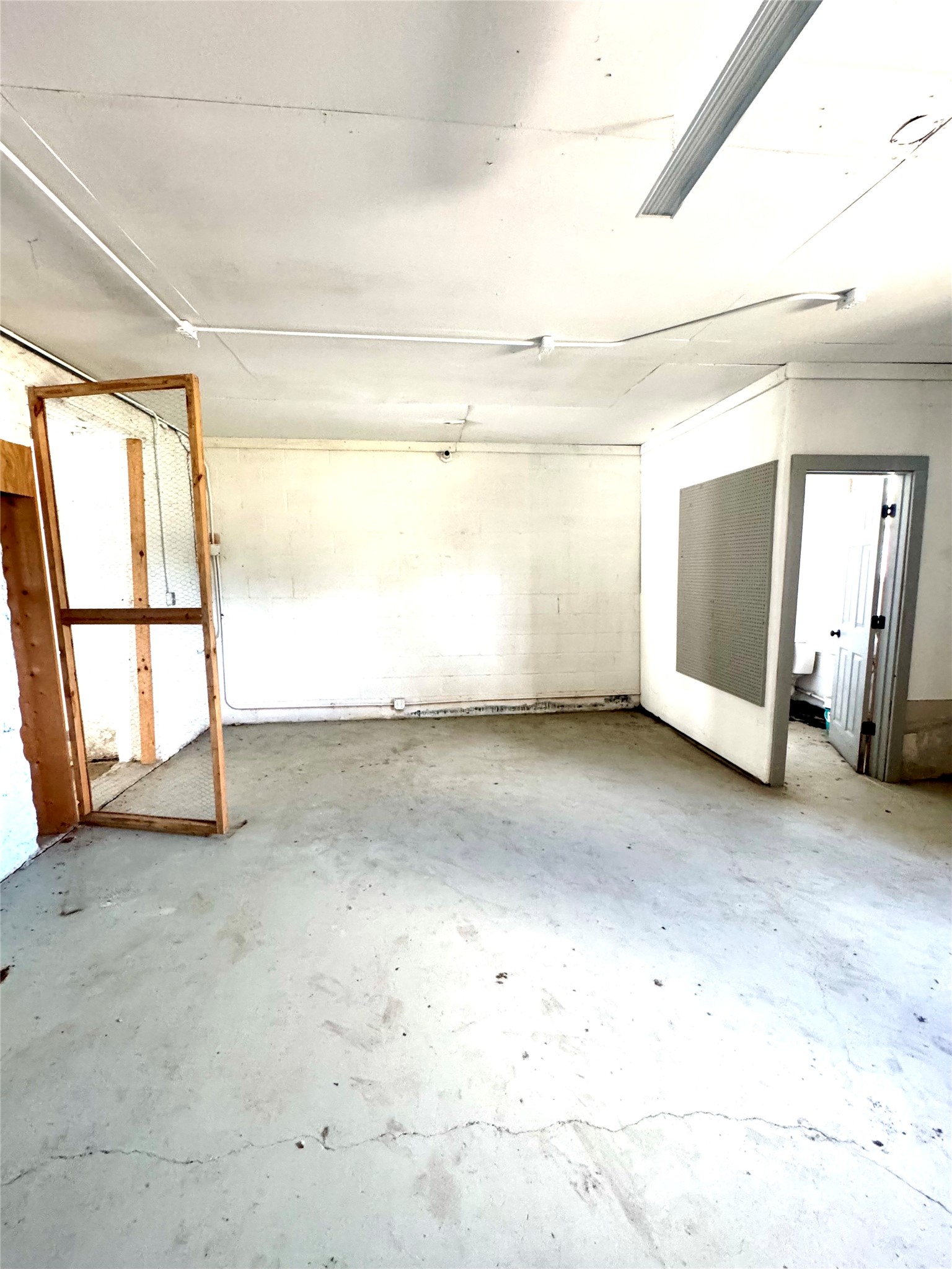12149 State Highway 21 E Property Photo 12