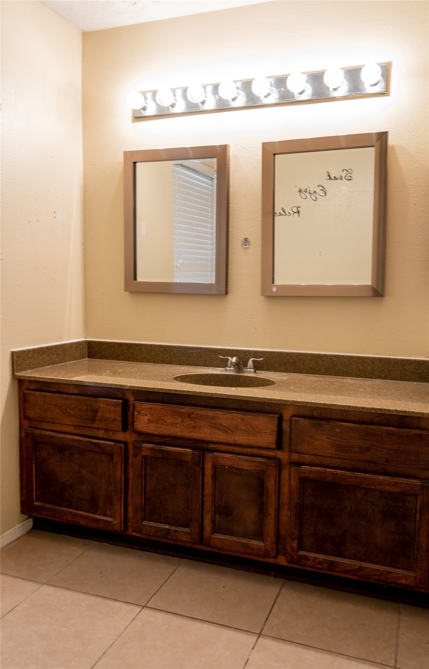 8215 Lone Bridge Lane Property Photo 7