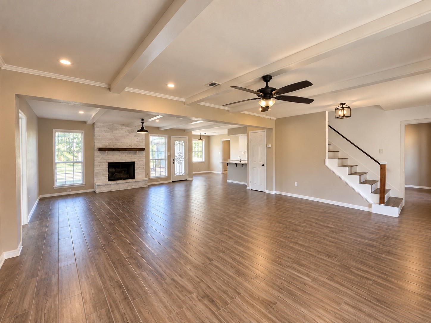 676 Ravensworth Drive Property Photo 10