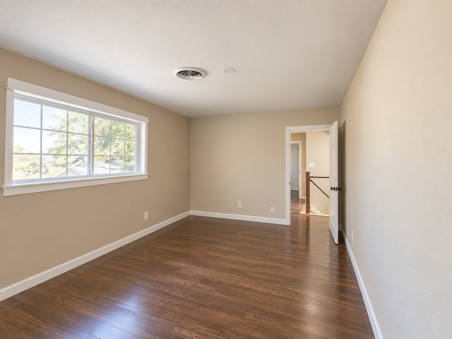 676 Ravensworth Drive Property Photo 15