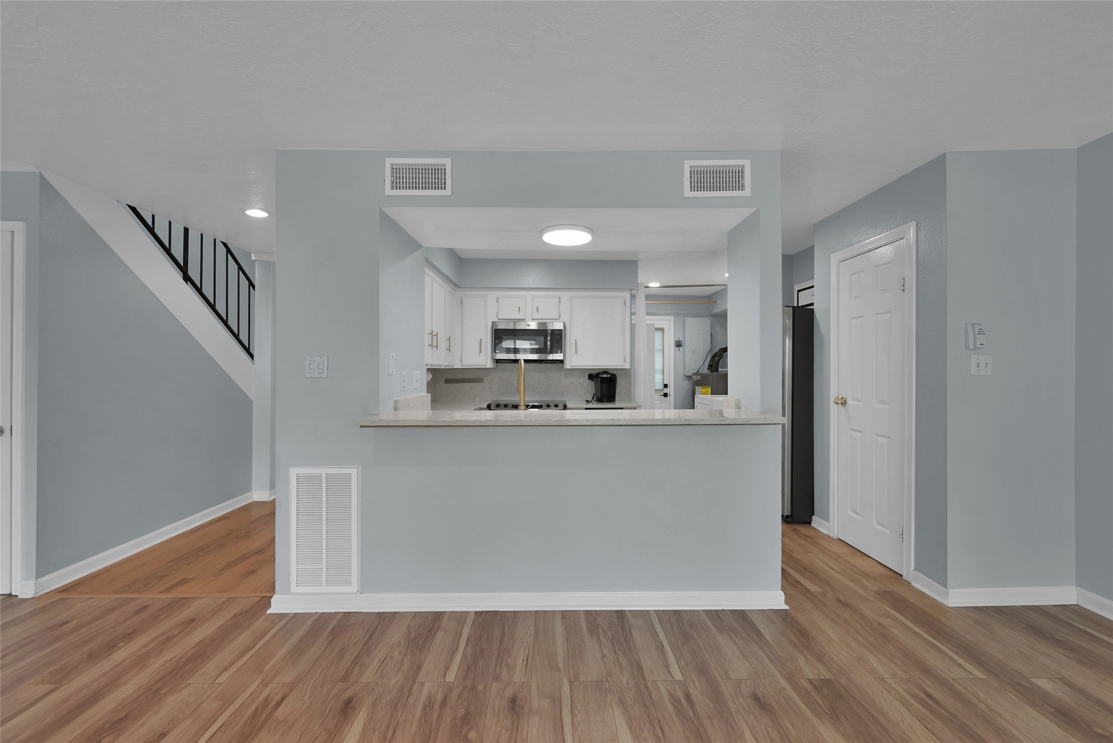 12247 Trail Hollow Drive Property Photo 13