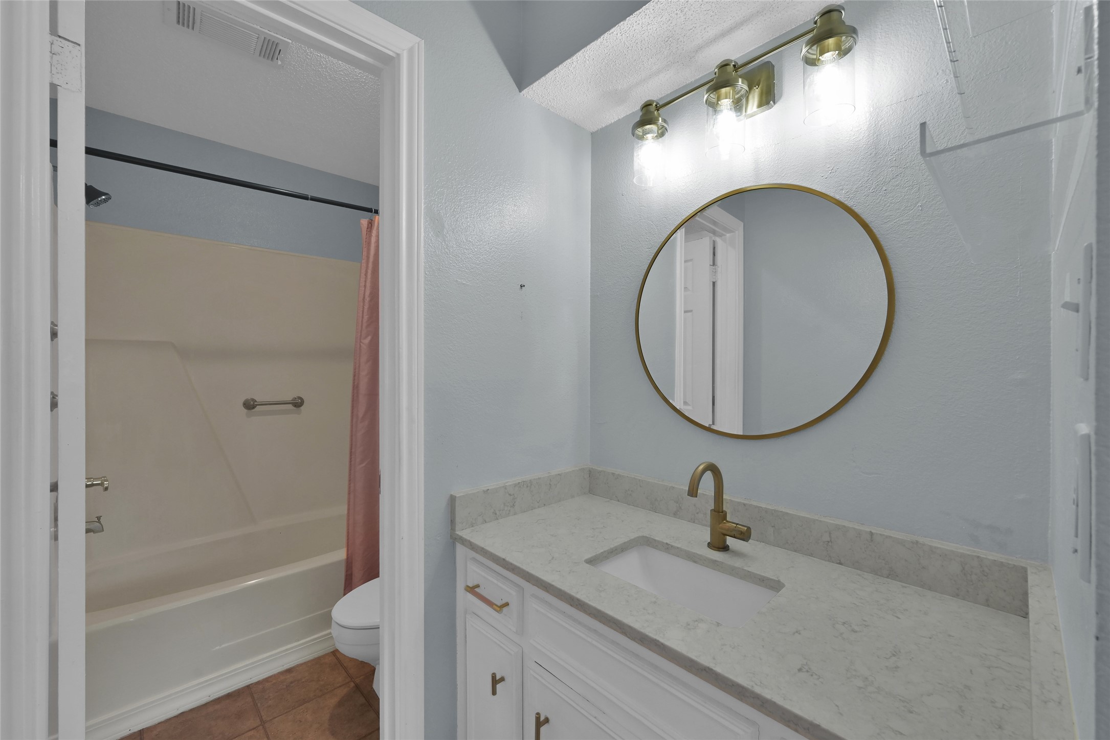 12247 Trail Hollow Drive Property Photo 29