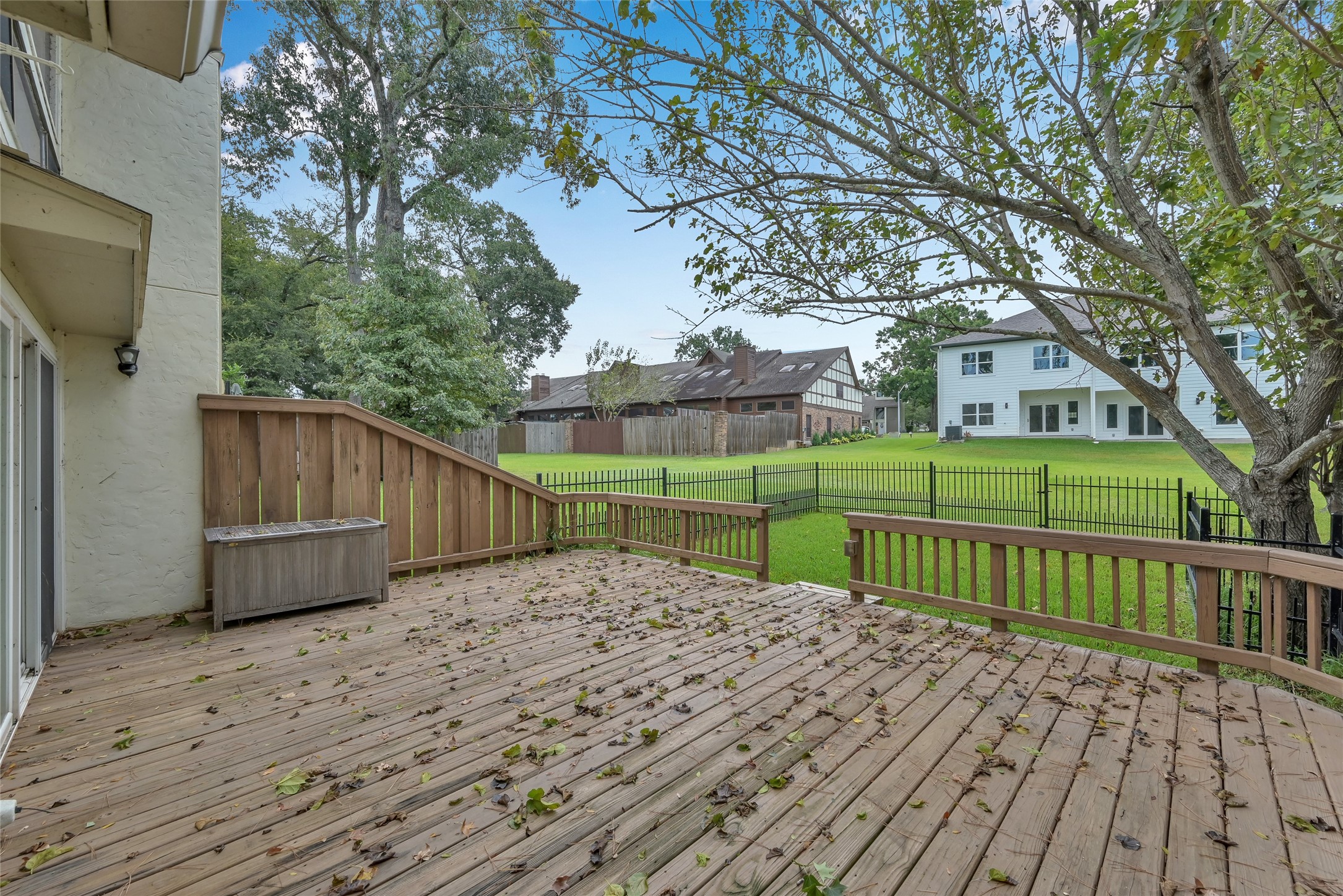 12247 Trail Hollow Drive Property Photo 32