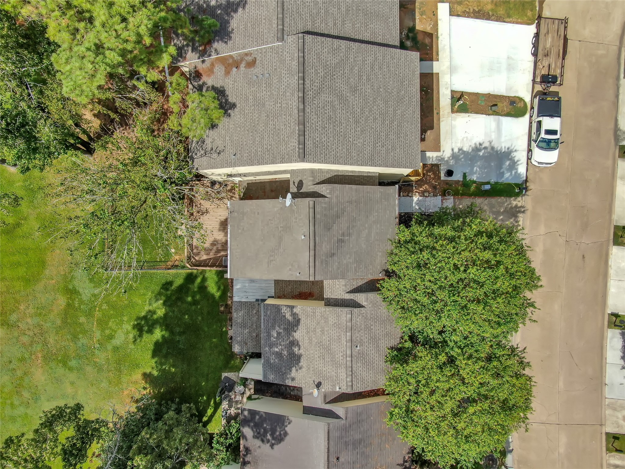 12247 Trail Hollow Drive Property Photo 40