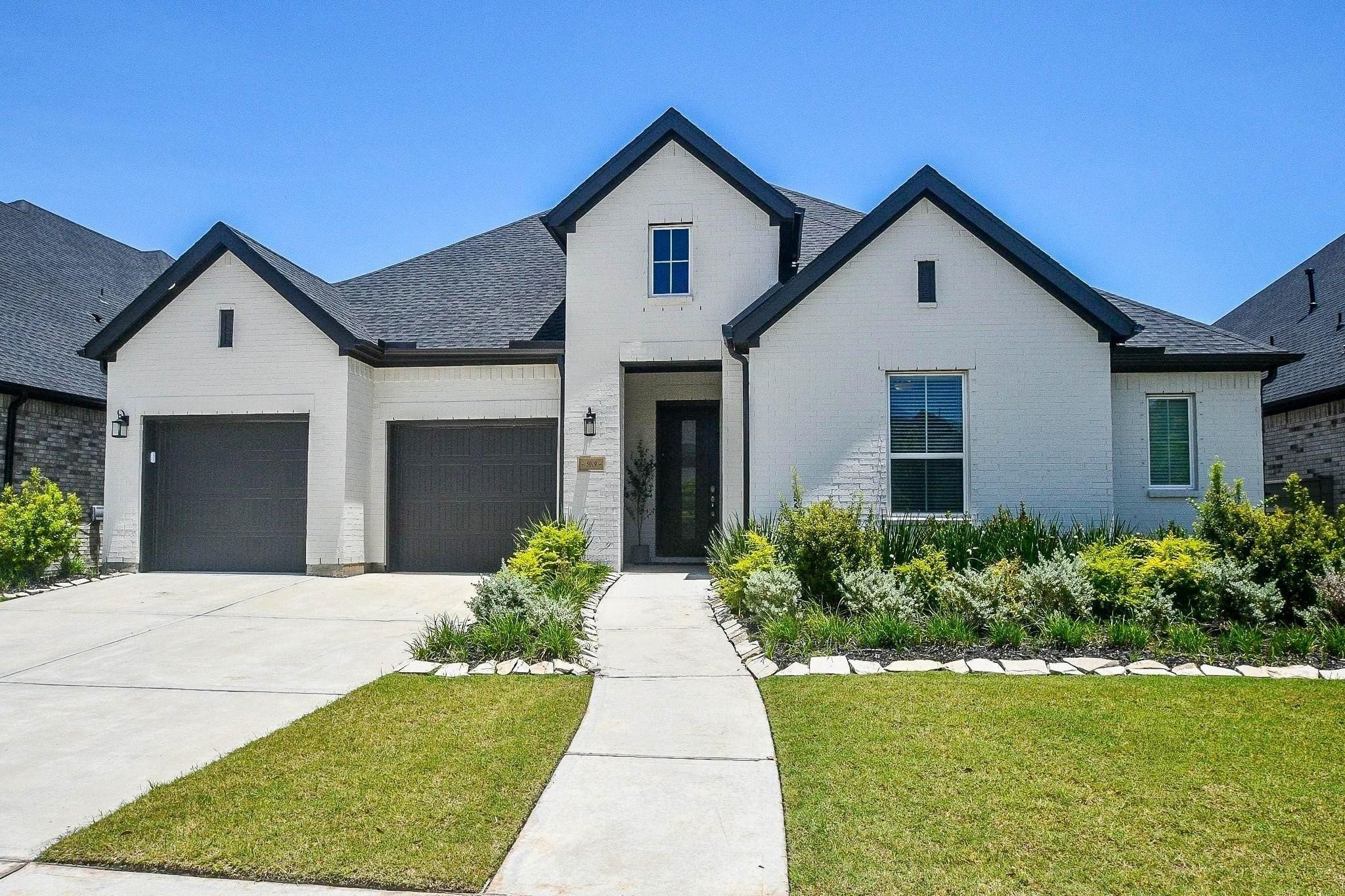 5019 Golden Peach Road Property Photo 2