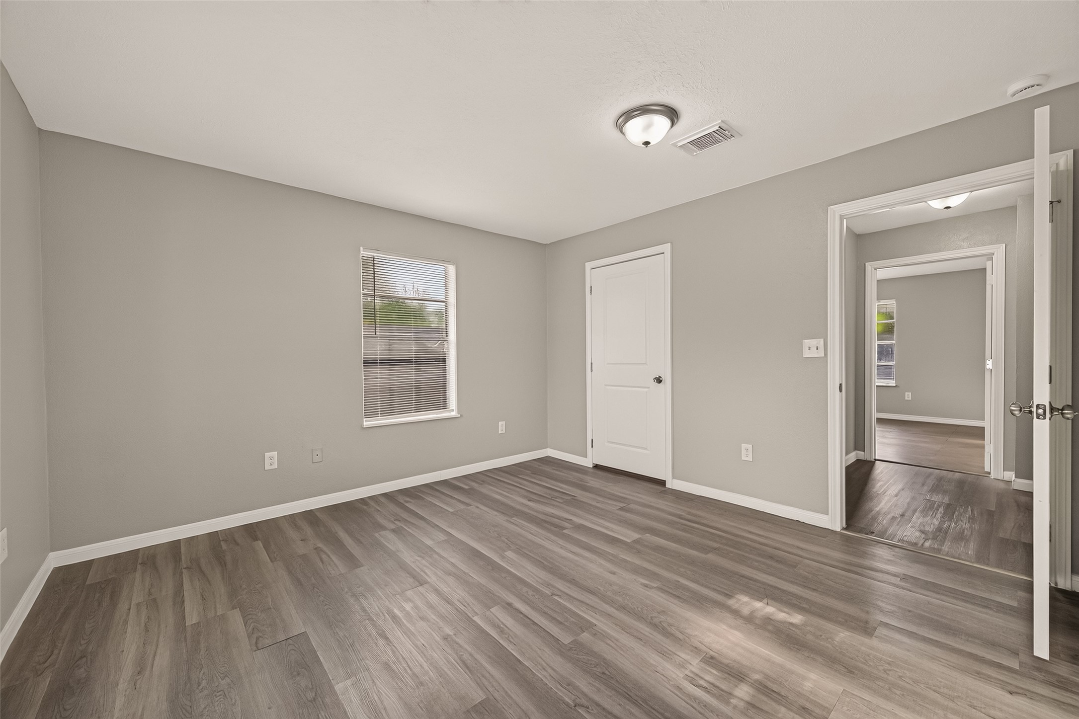 1449 Mesquite Street Property Photo 4