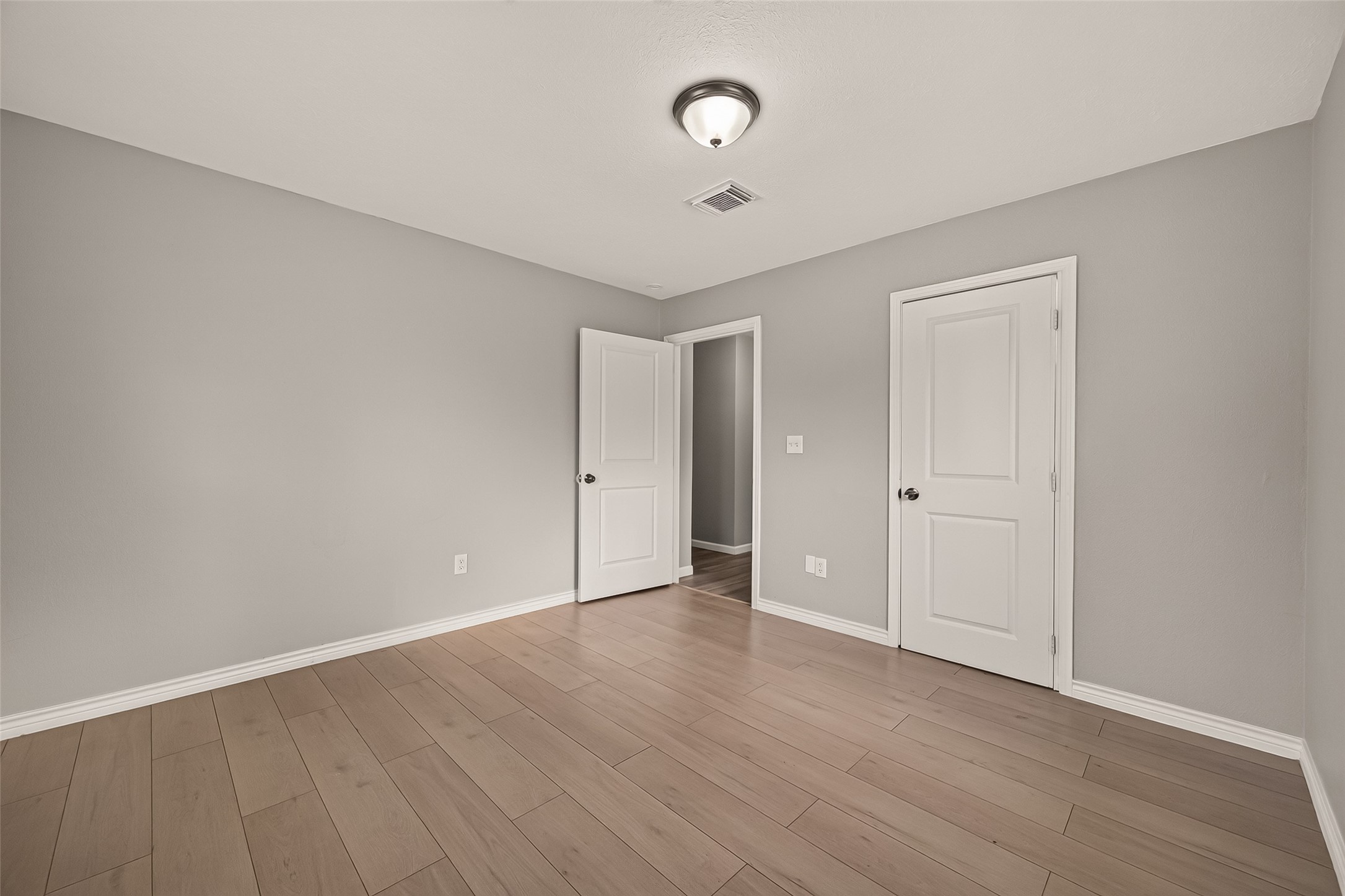 1449 Mesquite Street Property Photo 5