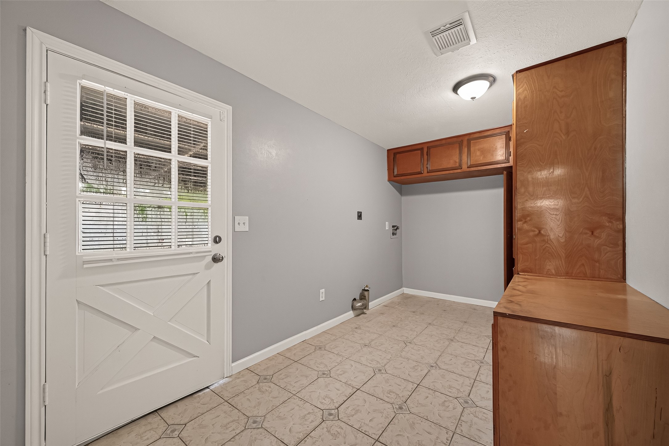 1449 Mesquite Street Property Photo 8