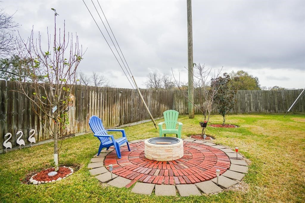 16531 Village View Trail Property Photo 28